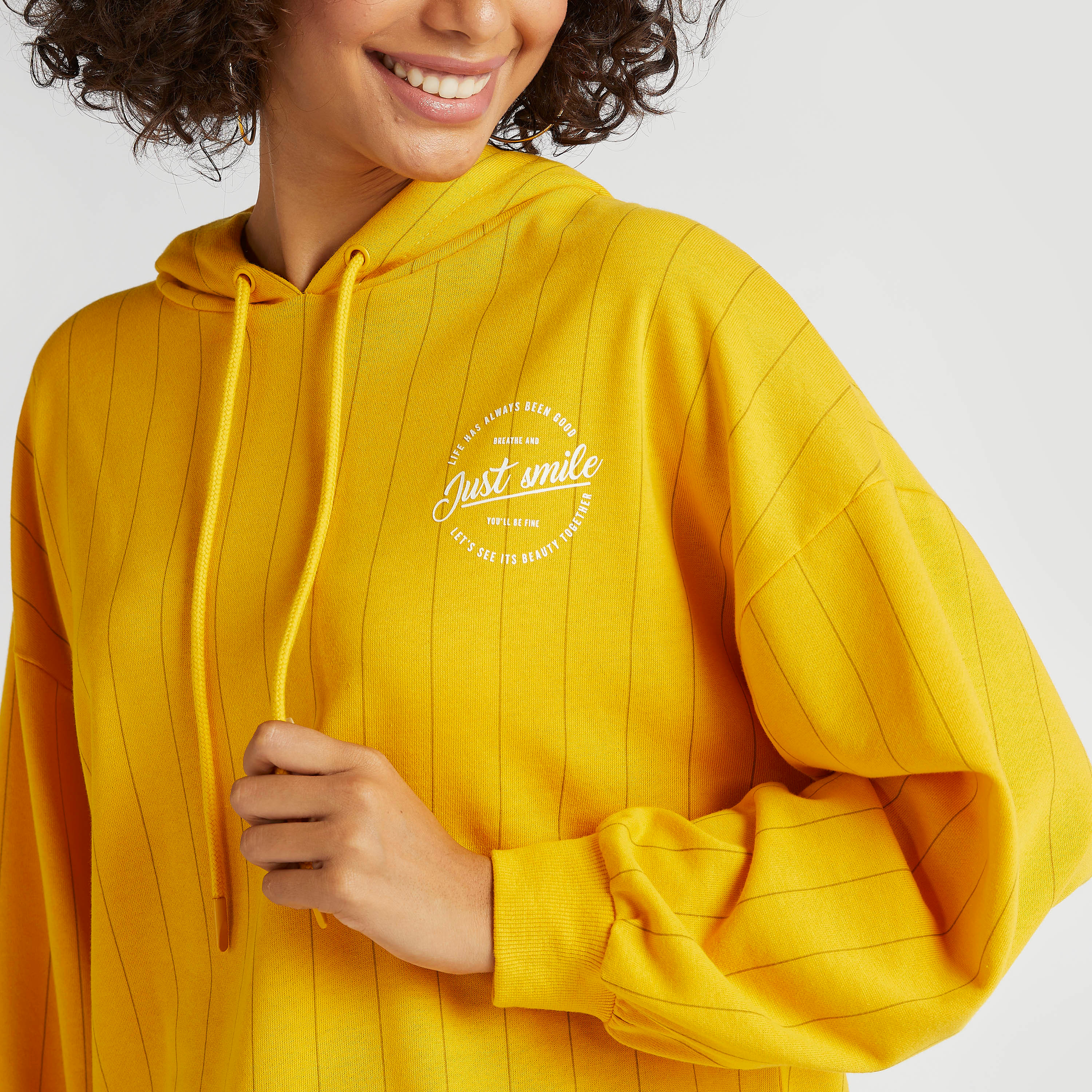 هودي مقلّم بطبعات شعار وأكمام طويلة-women-clothing-hoodiesandsweatshirts-sweatshirts-image-3