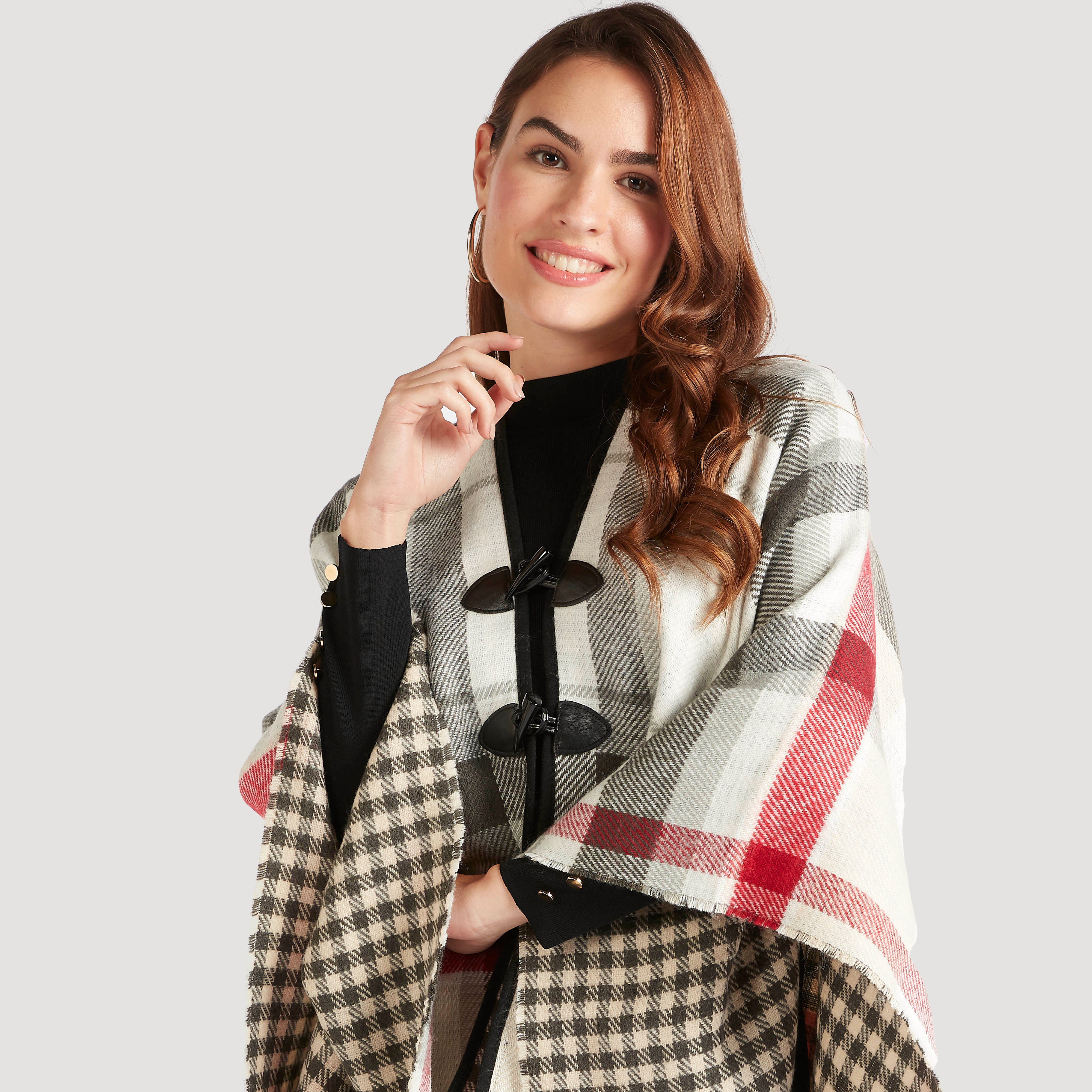 بونشو كاروهات يستخدم على الوجهين بأزرار إغلاق متداخلة-women-winterwear-coatsandjackets-jackets-image-3