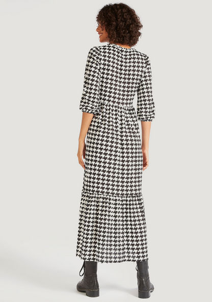 Houndstooth Check Maxi A-line Dress with 3/4 Sleeves