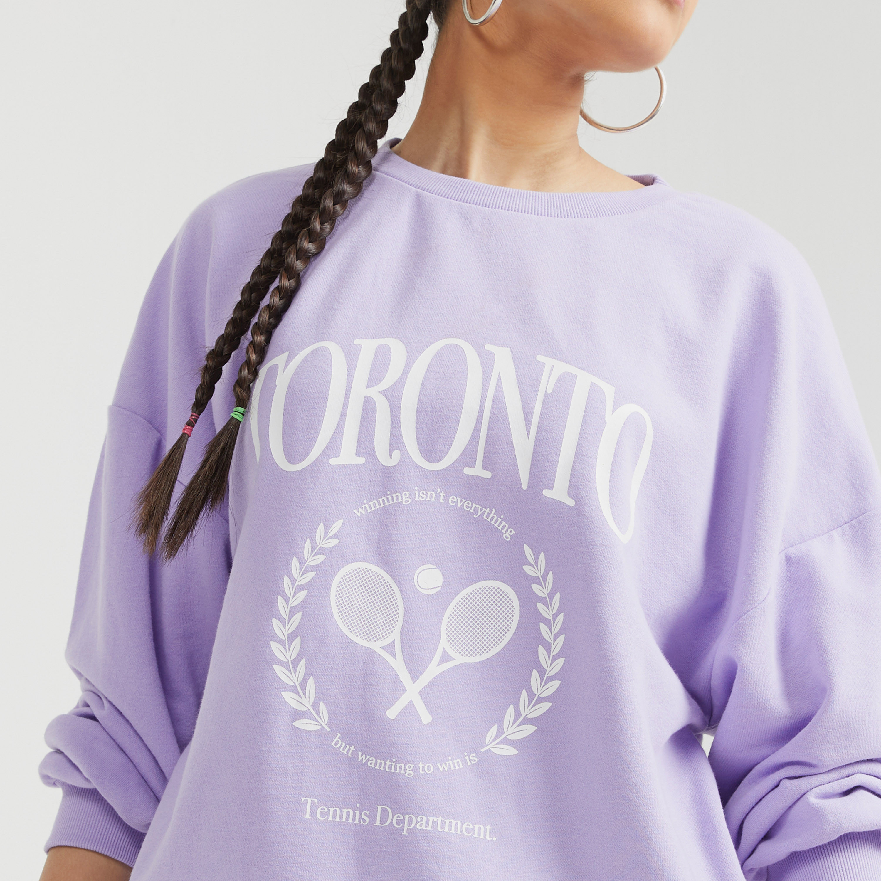 سويت شيرت بياقة ضيّقة وأكمام طويلة وطبعات-women-clothing-hoodiesandsweatshirts-sweatshirts-image-3