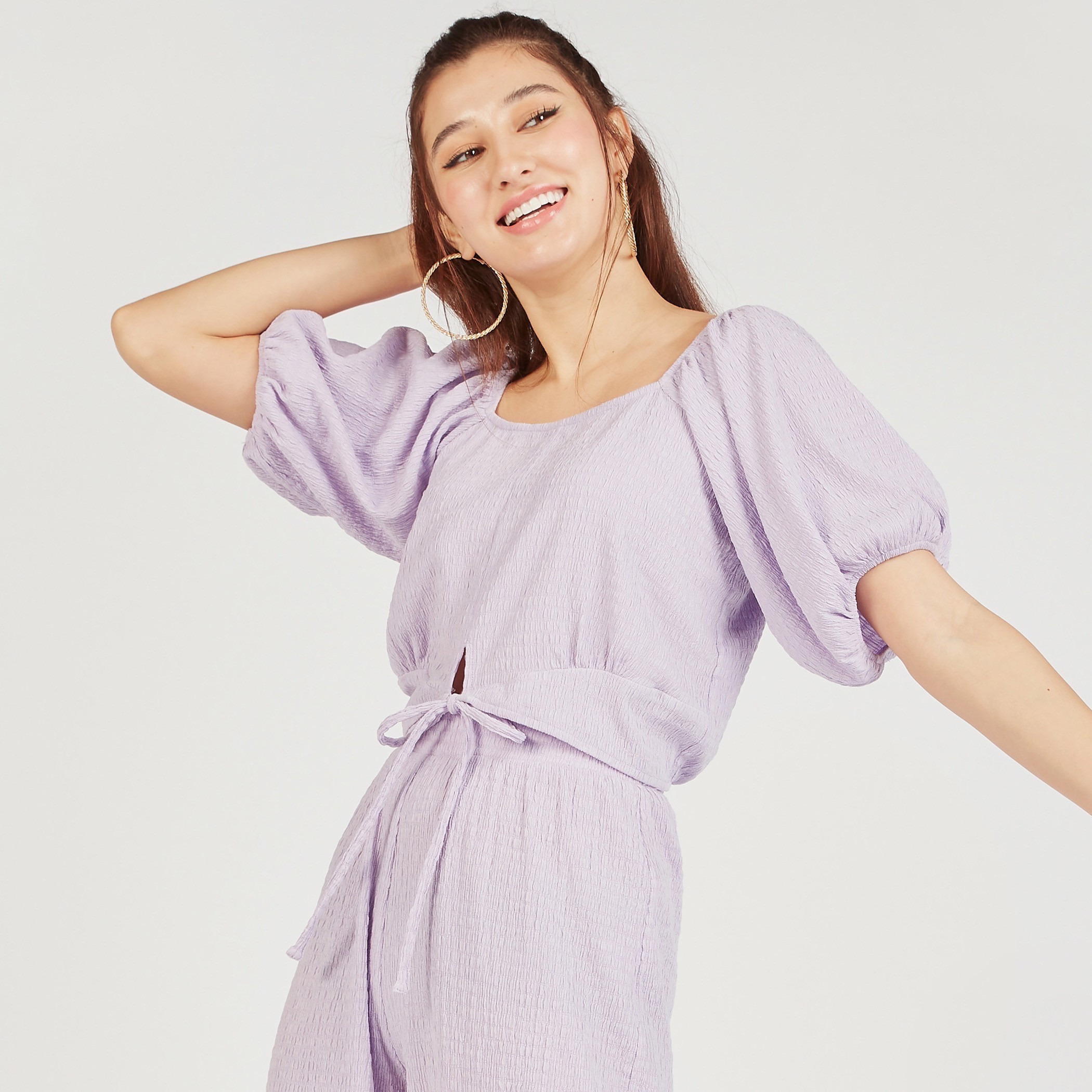 بلوزة قصيرة بارزة الملمس بياقة مستديرة وأكمام قصيرة-women-clothing-shirtsandblouses-blouses-image-1