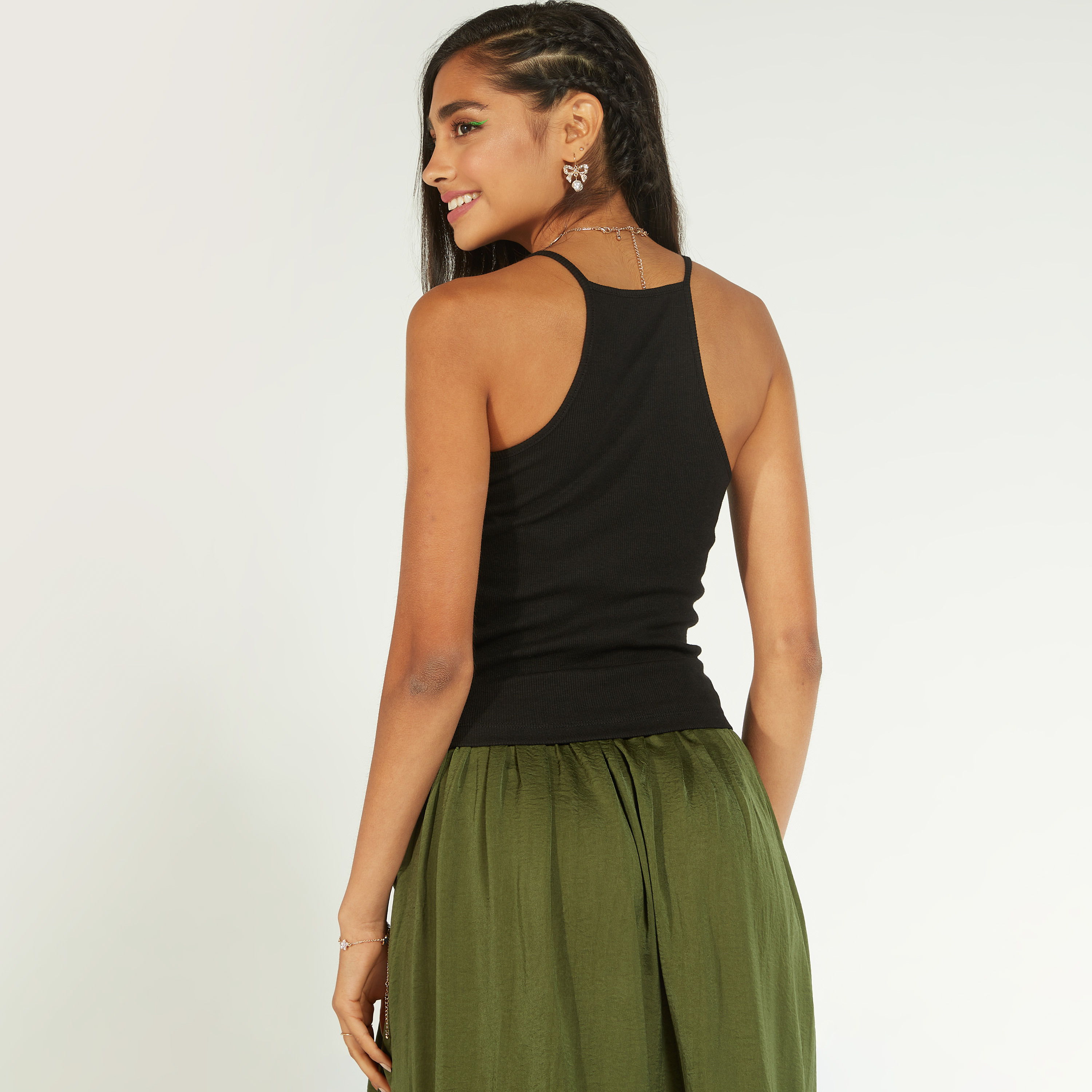 فيست سادة بظهر متقاطع وياقة عميقة-women-clothing-tshirts-image-9