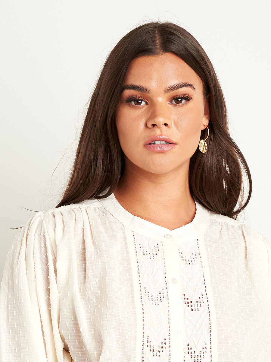 بلوزة بقصة واسعة وأزرار-women-clothing-shirtsandblouses-blouses-image-2