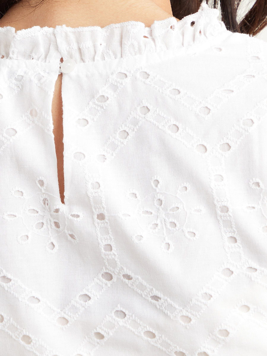 بلوزة بتفاصيل بارزة-women-clothing-shirtsandblouses-blouses-image-4