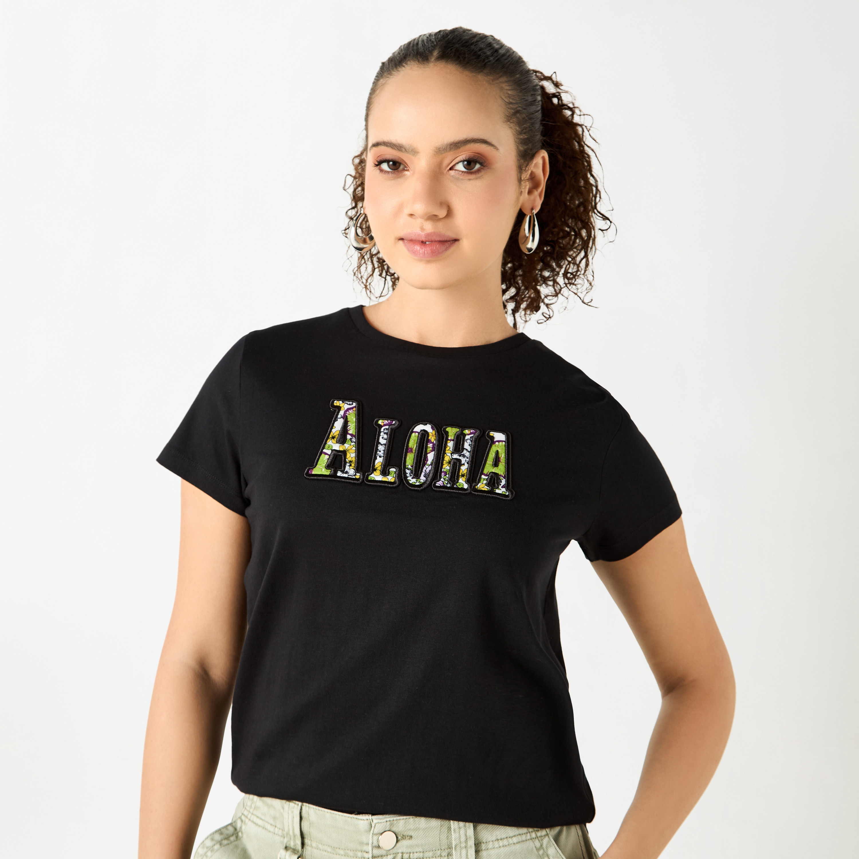 Embroidered Crew Neck T-shirt with Short Sleeves-women-clothing-tshirts-image-1