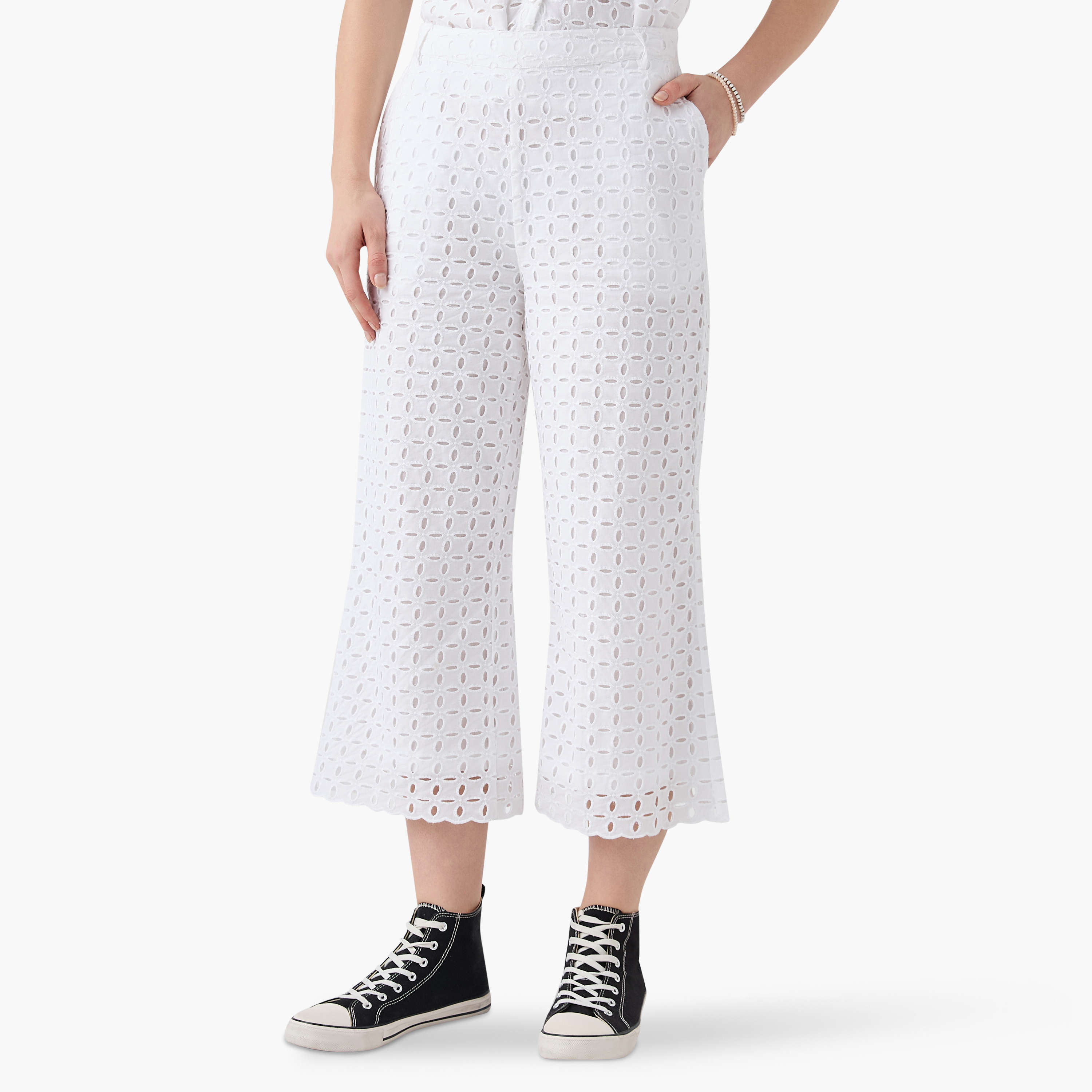 بنطلون بخصر مطاطي وتطريزات شيفلي وجيوب-women-clothing-bottoms-trousers-image-5