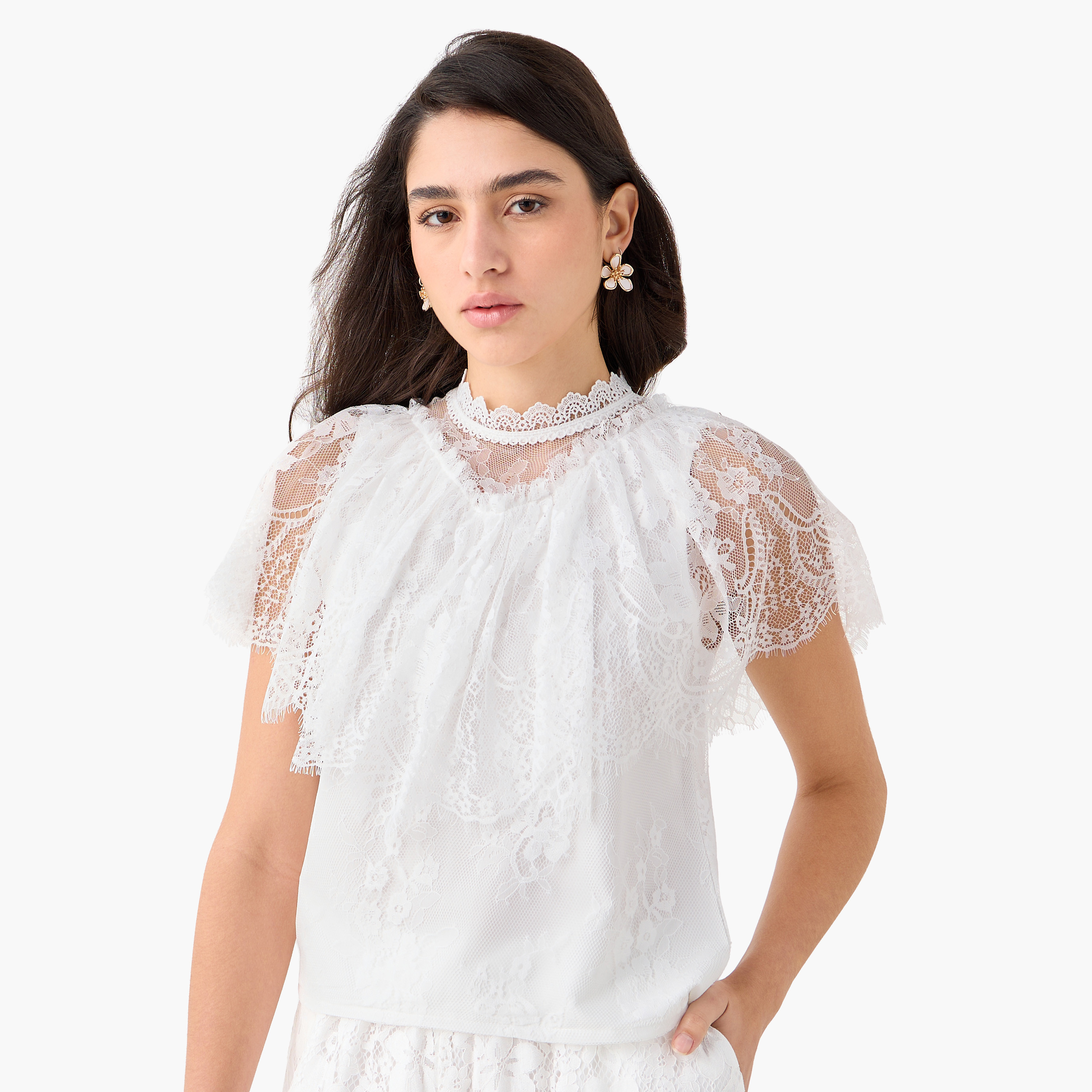 بلوزة بياقة عالية وأكمام قصيرة وتفاصيل دانتيل-women-clothing-shirtsandblouses-blouses-image-6