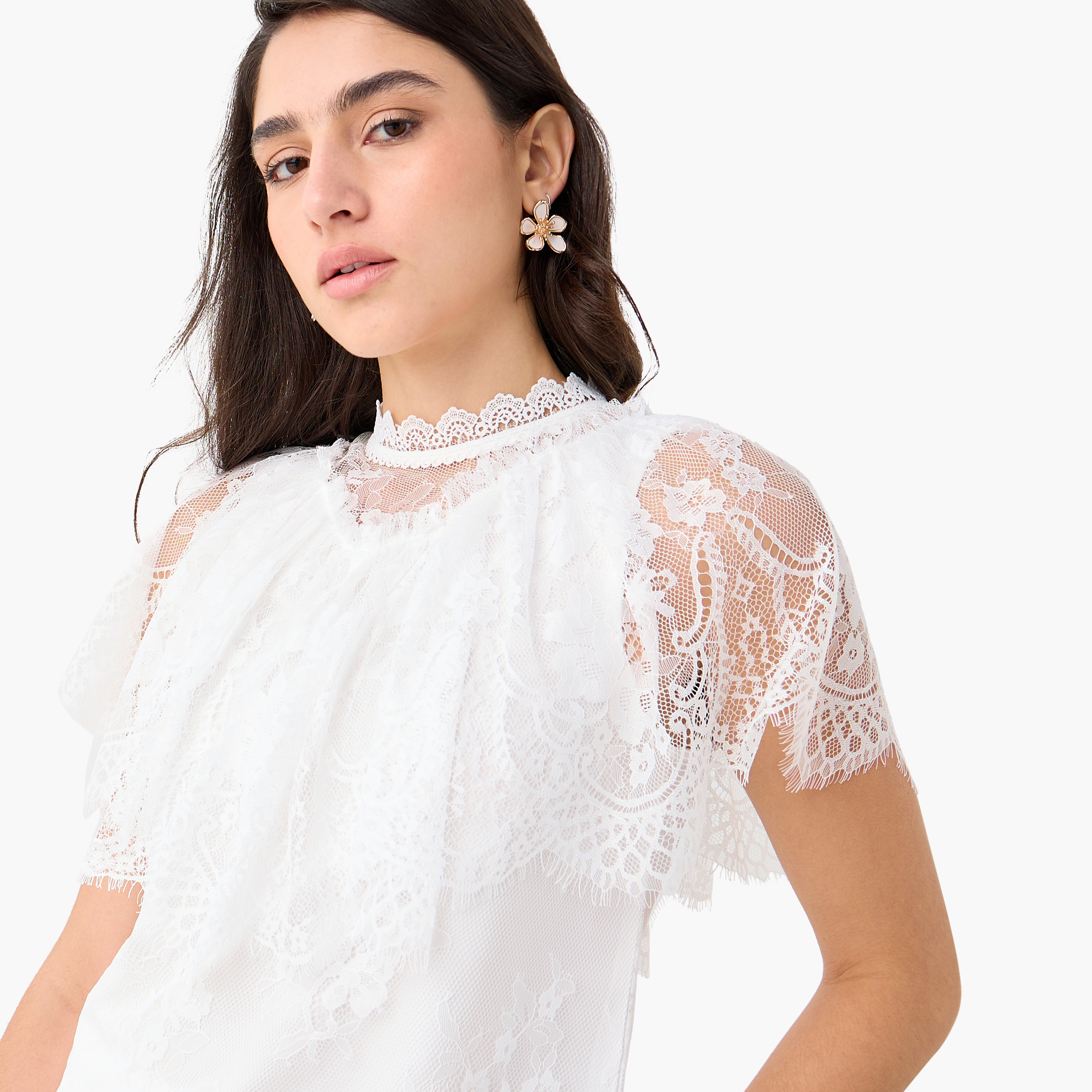 بلوزة بياقة عالية وأكمام قصيرة وتفاصيل دانتيل-women-clothing-shirtsandblouses-blouses-image-9