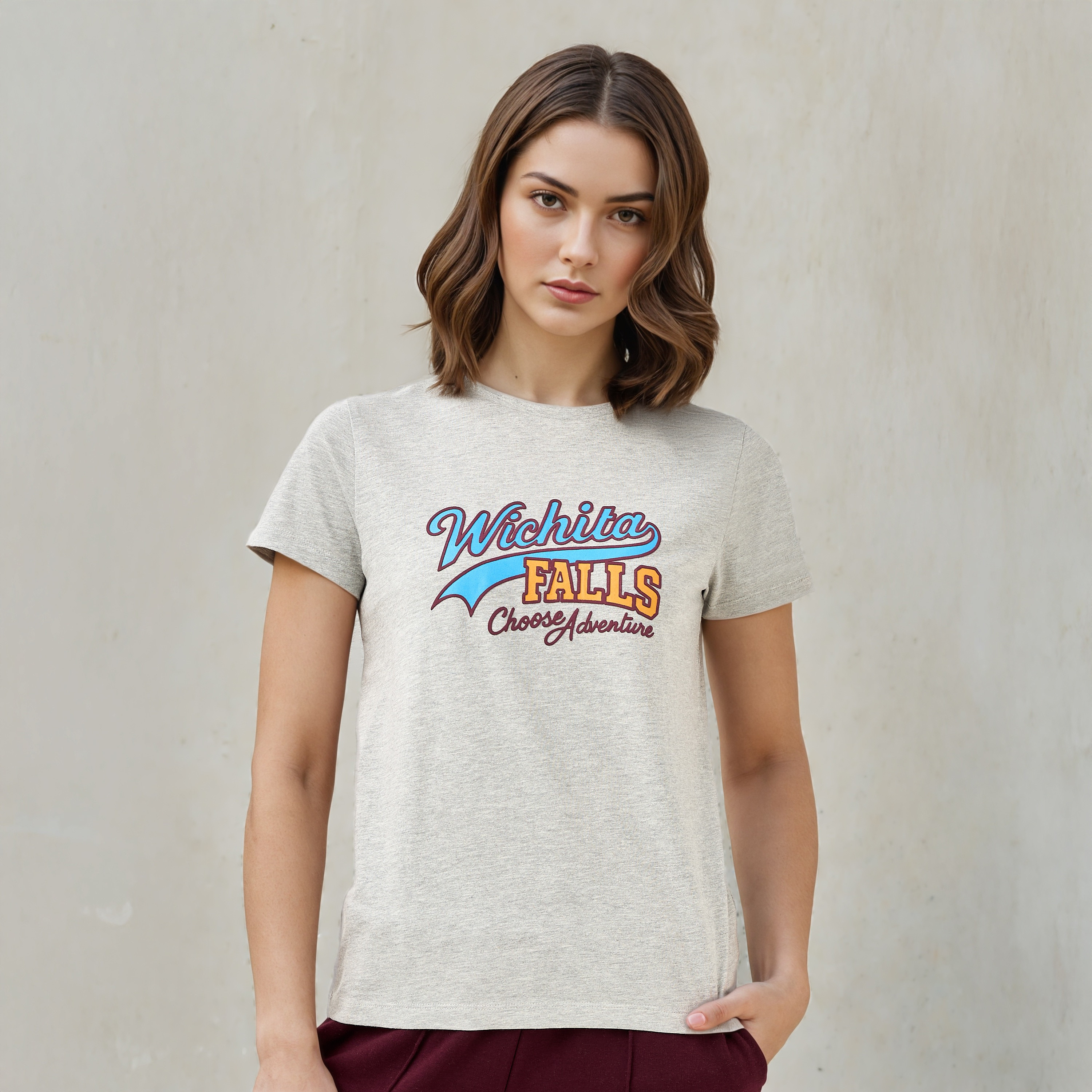 تيشيرت بياقة ضيقة وطبعات-women-clothing-tshirts-image-1