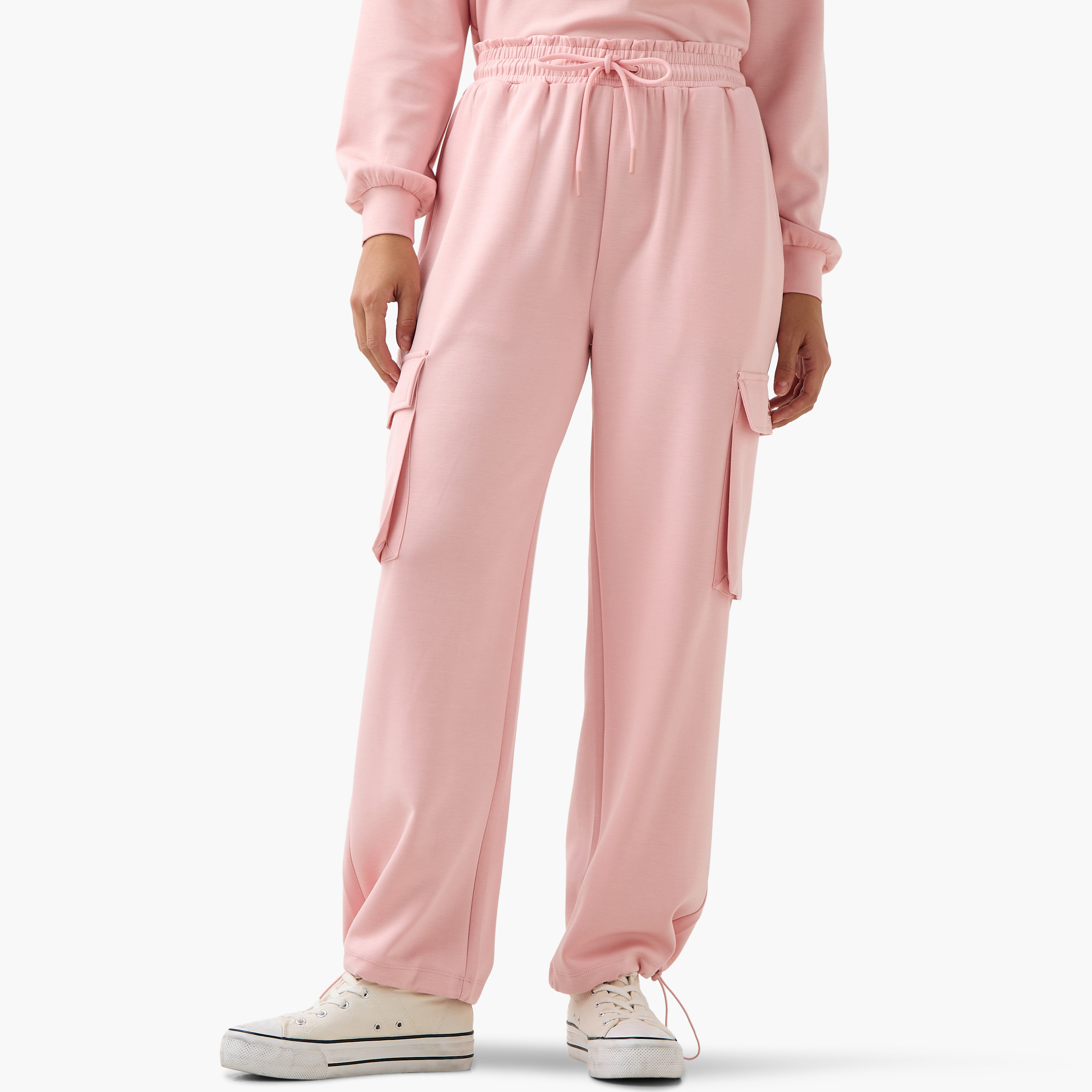 بنطلون رياضي كارجو برباط إغلاق وجيوب من ستارتر-women-clothing-bottoms-joggers-image-1