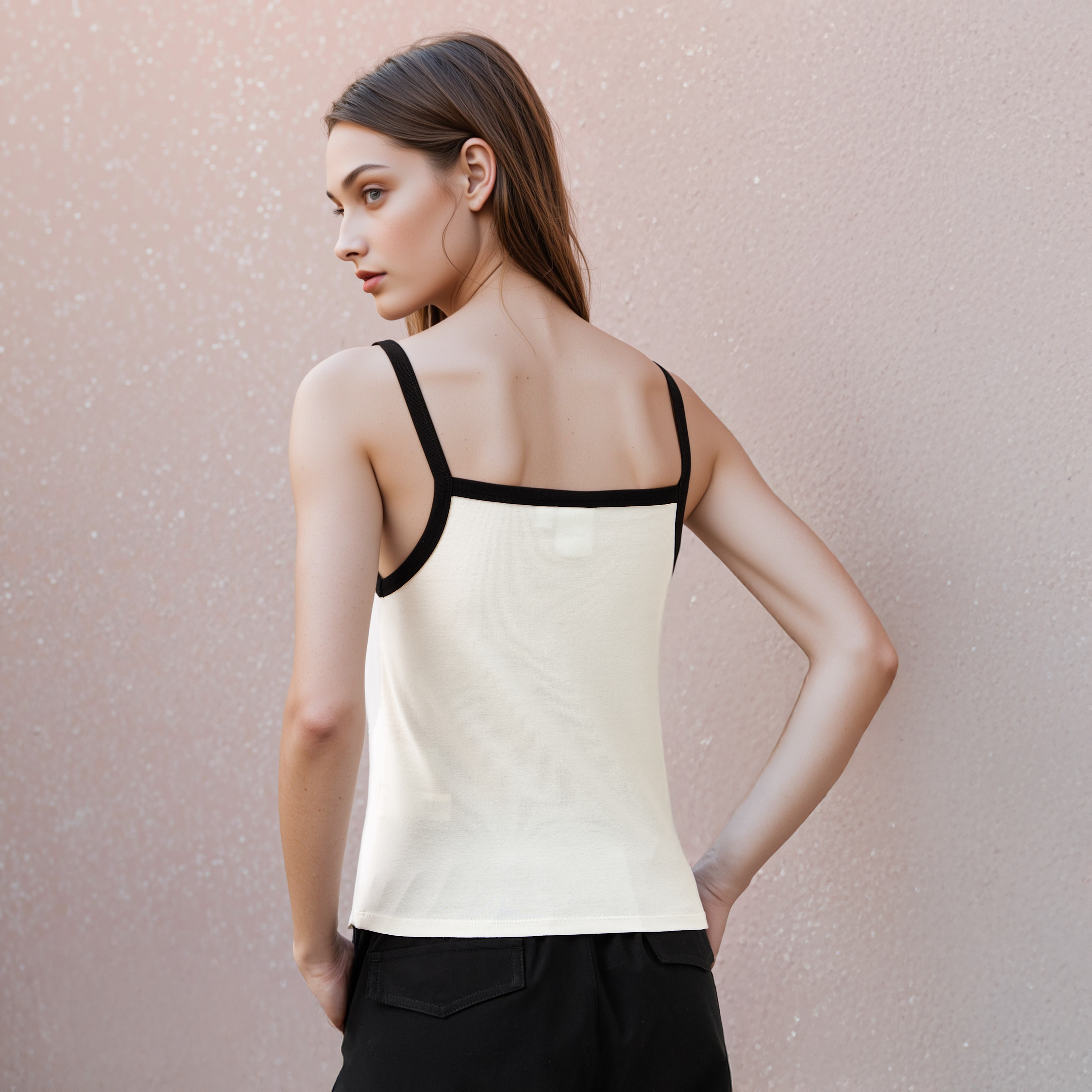 بلوزة تانك بتفاصيل شعار من ستارتر-women-clothing-tshirts-image-3