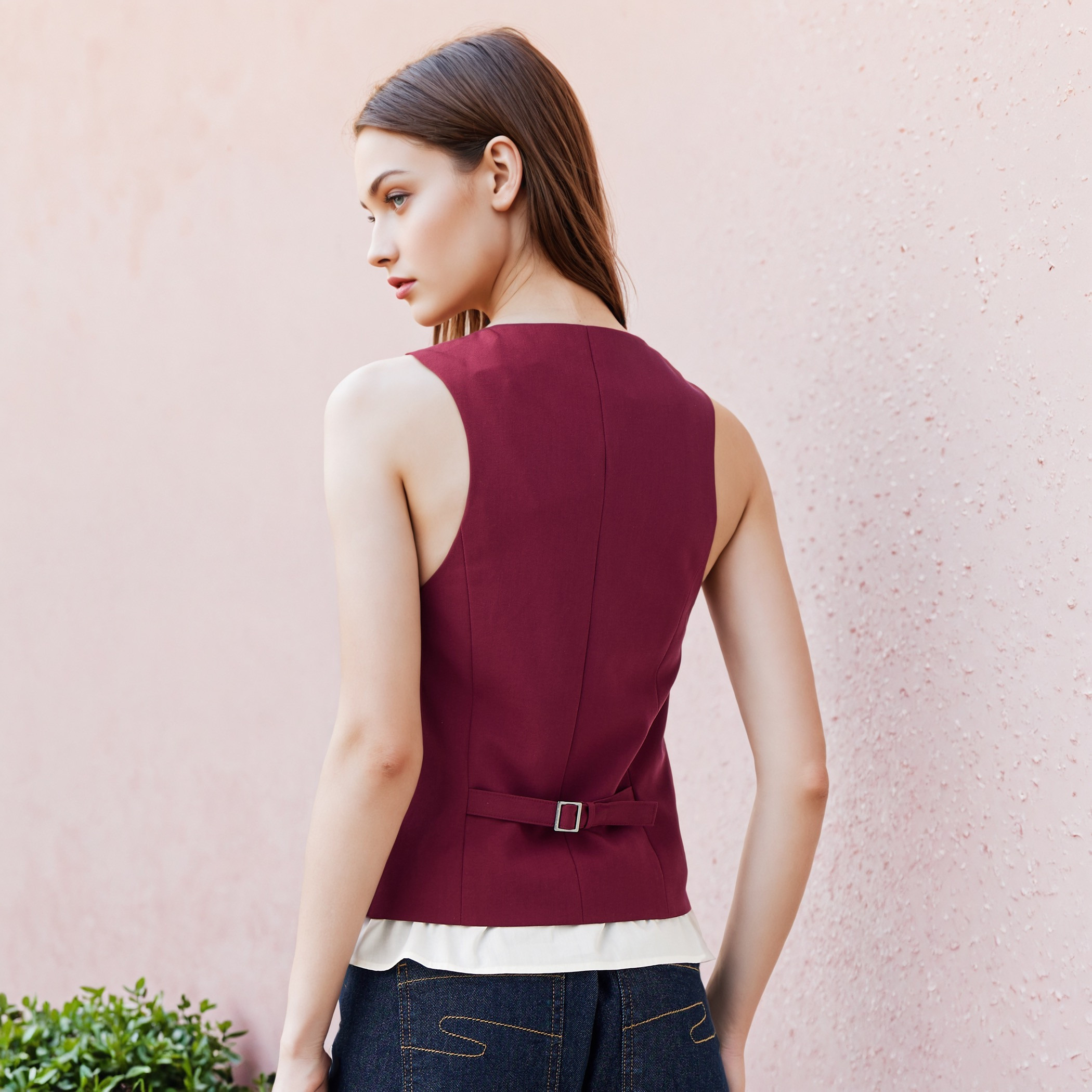 فيست بقصّة عادية وحزام بإبزيم-women-winterwear-coatsandjackets-waistcoats-image-3