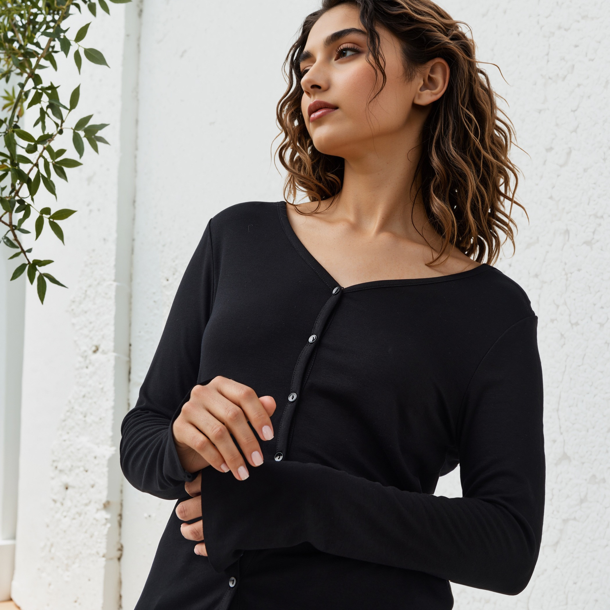 Regular Fit Plain Cardigan-women-winterwear-cardigansandjumpers-cardigans-image-4