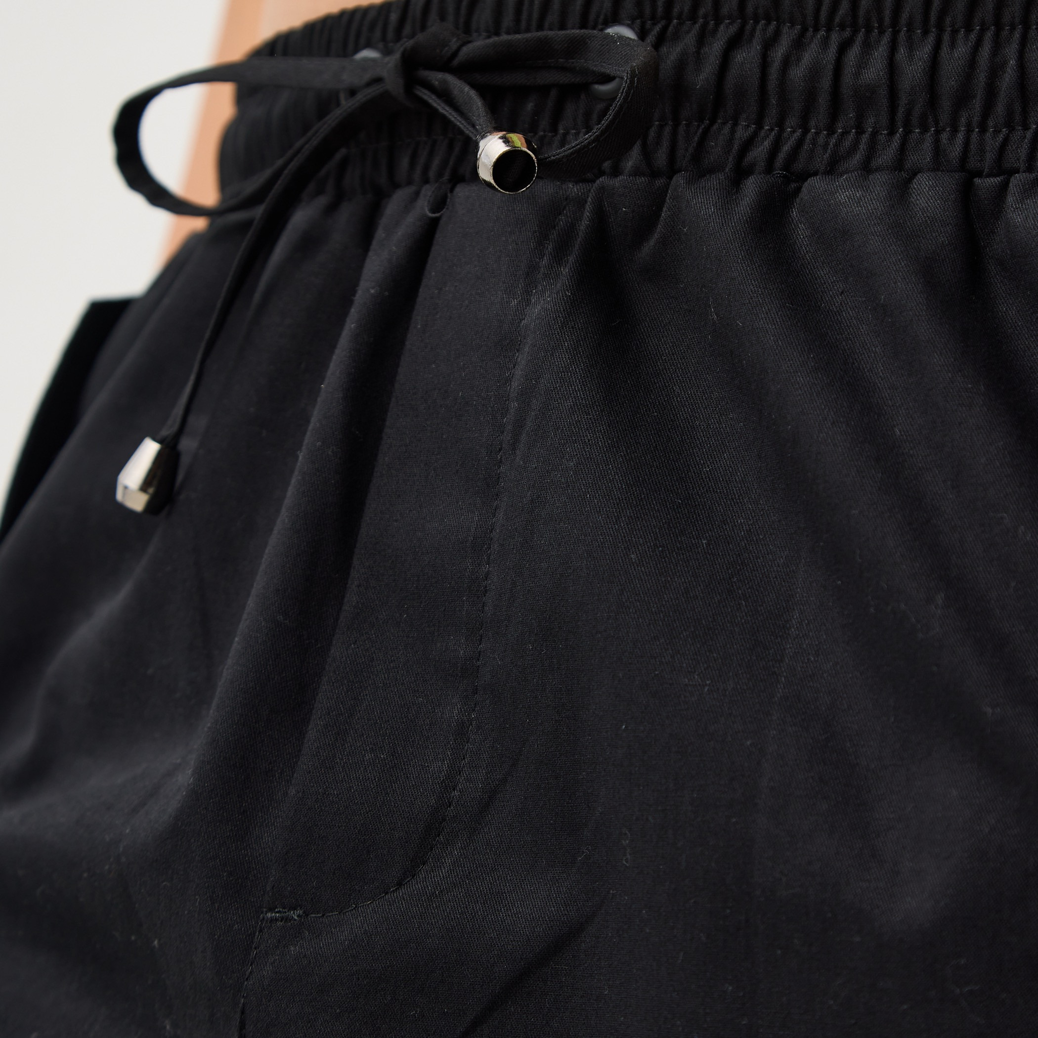 بنطلون كارجو بجيوب بسحاب ورباط إغلاق-women-clothing-bottoms-trousers-image-6