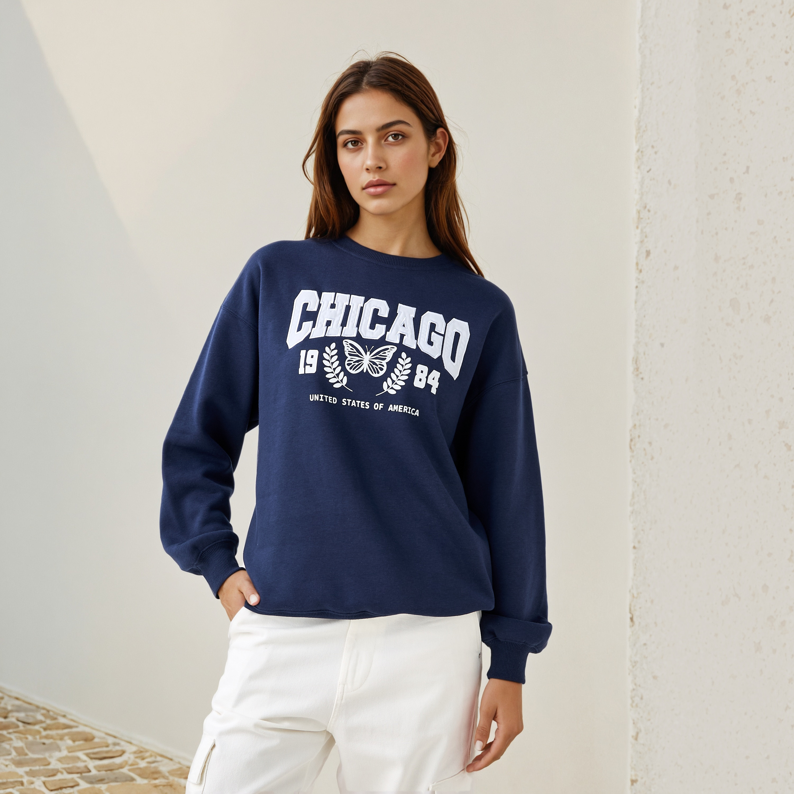 سويت شيرت مطرز بياقة ضيقة-women-clothing-hoodiesandsweatshirts-sweatshirts-image-6