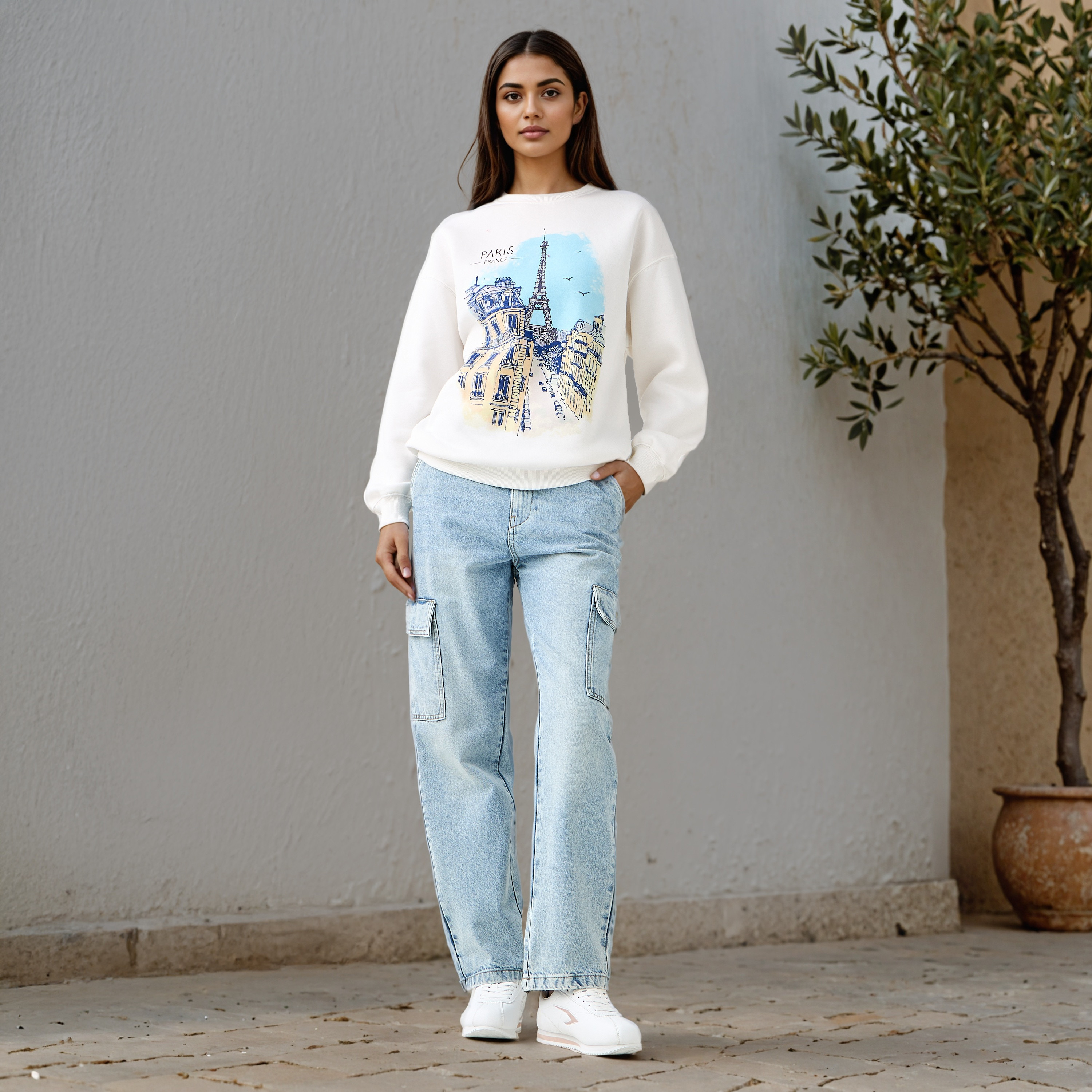 Graphic Print Sweatshirt with Crew Neck-women-winterwear-hoodiesandsweatshirts-sweatshirts-image-2