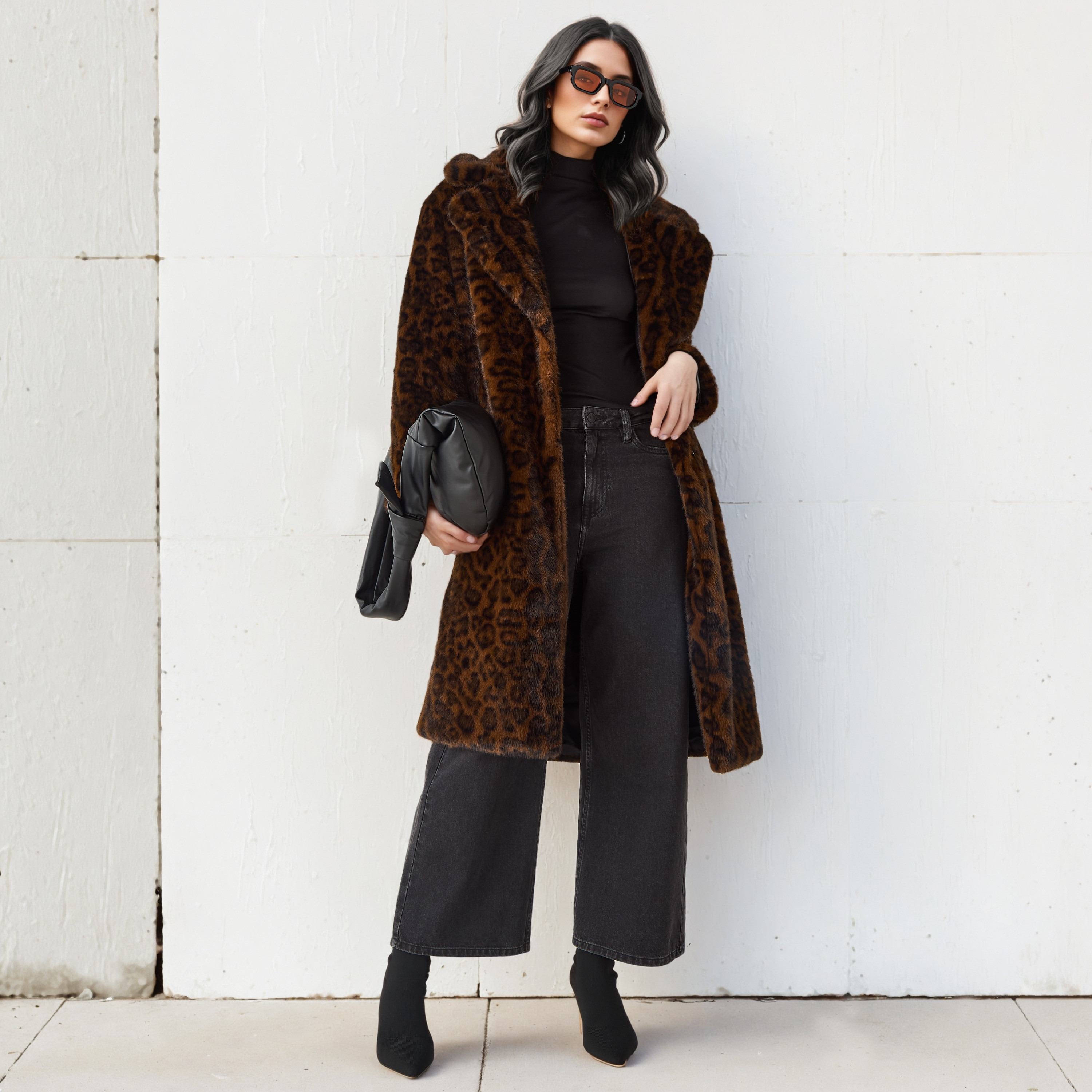 معطف فرو صناعي بطبعات-women-clothing-coatsandjackets-coats-image-2