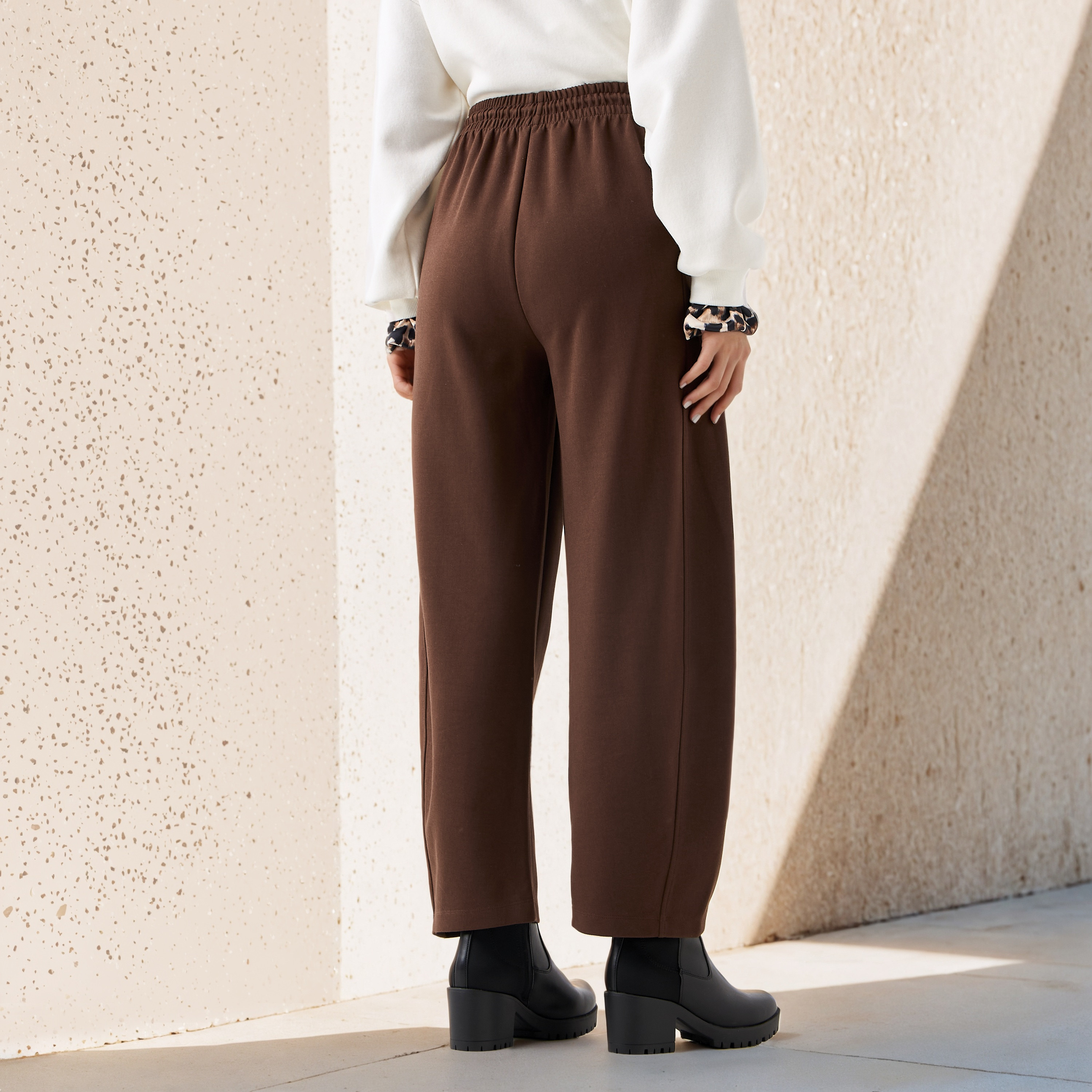 Barrel Fit Mid Rise Panelled Pants-women-clothing-bottoms-trousers-image-3