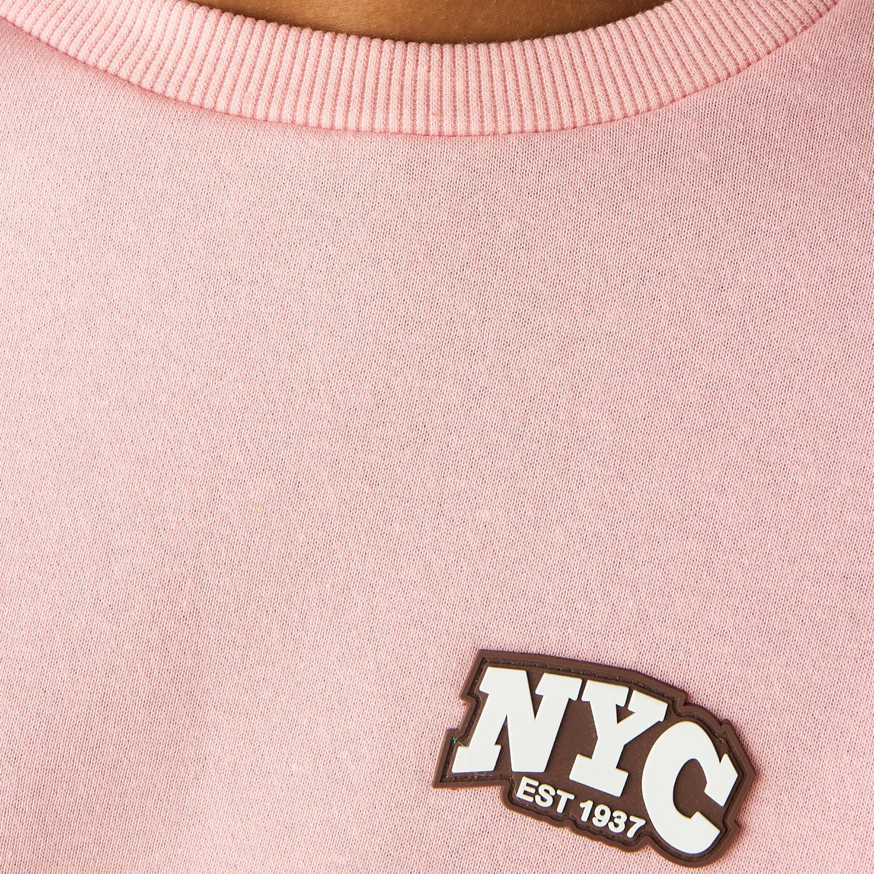 Patch Accent Sweatshirt-women-winterwear-hoodiesandsweatshirts-sweatshirts-image-3