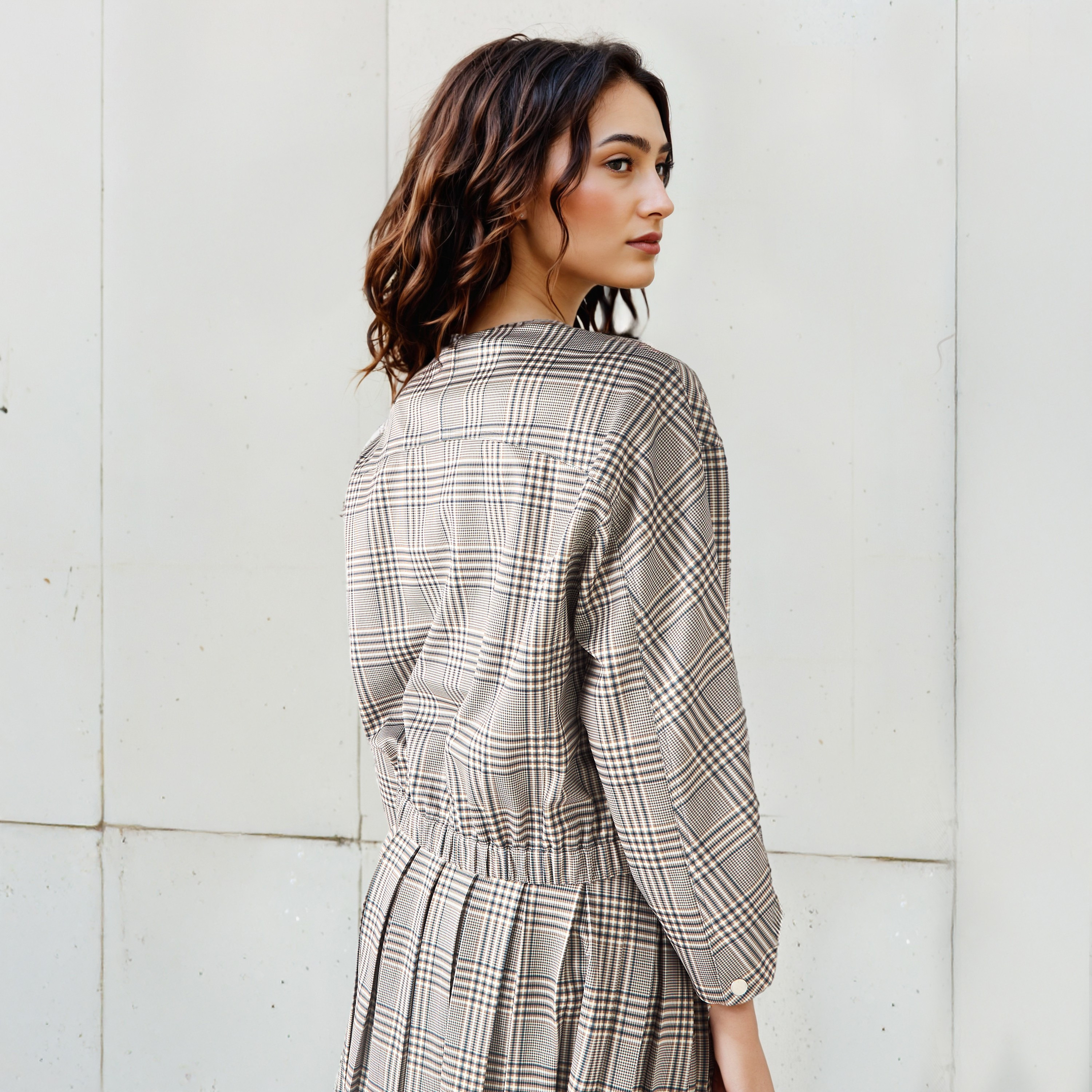 جاكيت بومبر كاروهات بسحاب إغلاق-women-winterwear-coatsandjackets-jackets-image-3