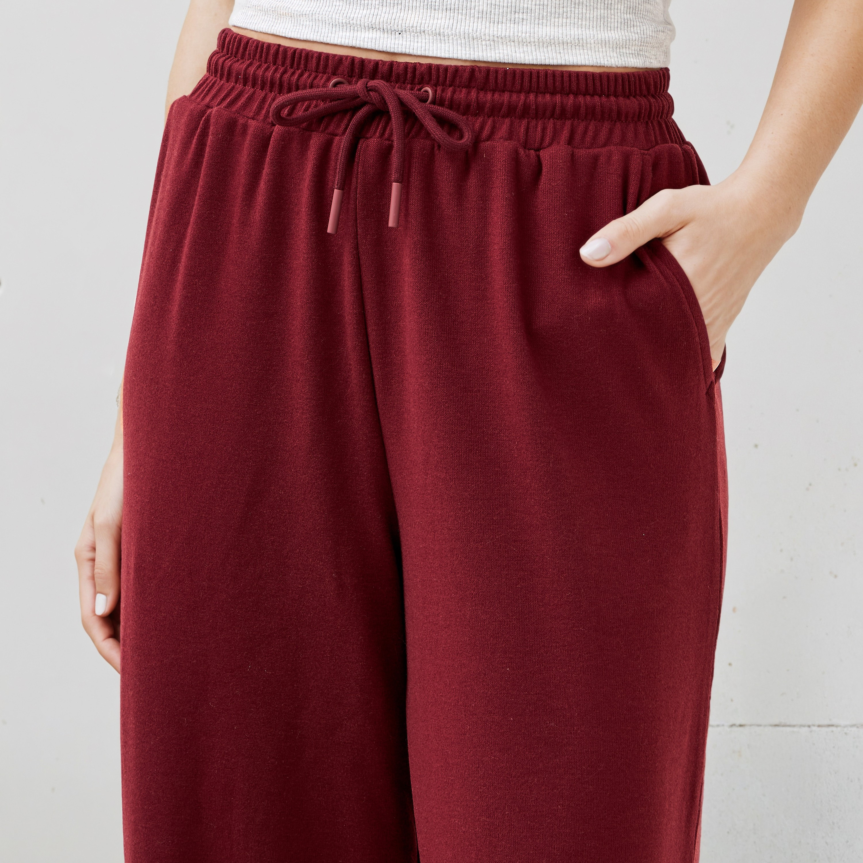 بنطلون رياضي بارز الملمس بحزام خصر-women-clothing-bottoms-joggers-image-8