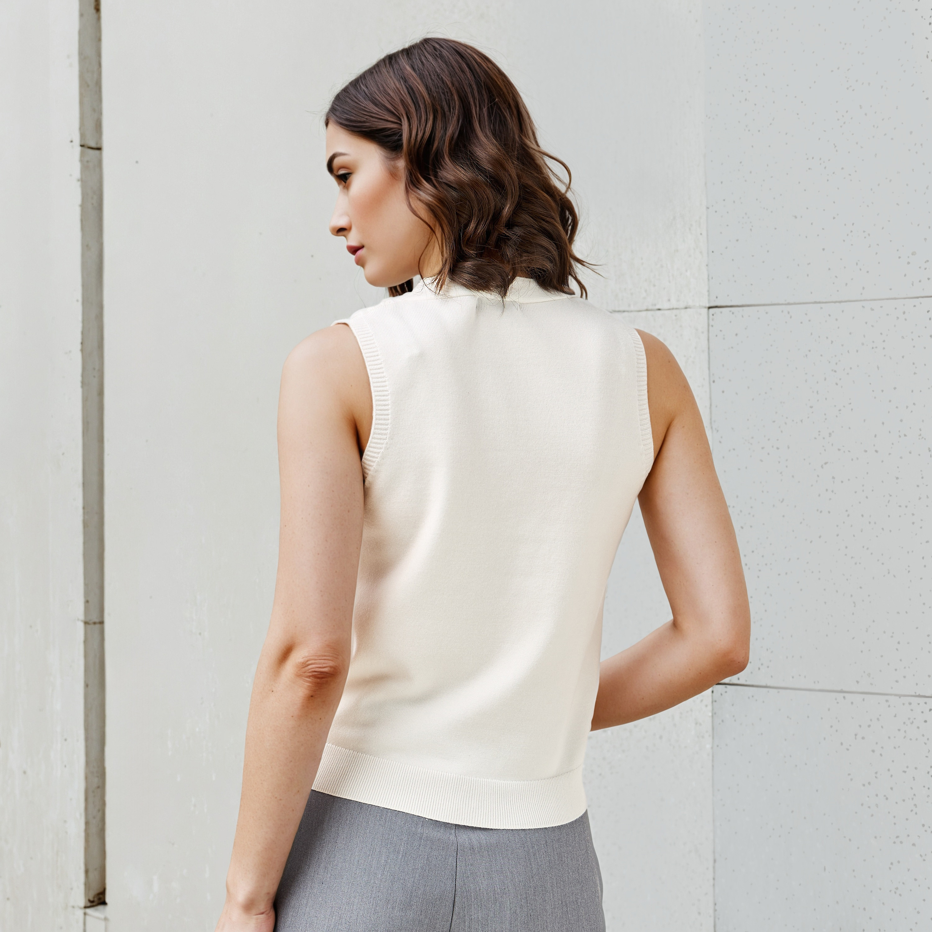 كنزة بارزة الملمس دون أكمام بياقة V-women-clothing-cardigansandjumpers-jumpers-image-3