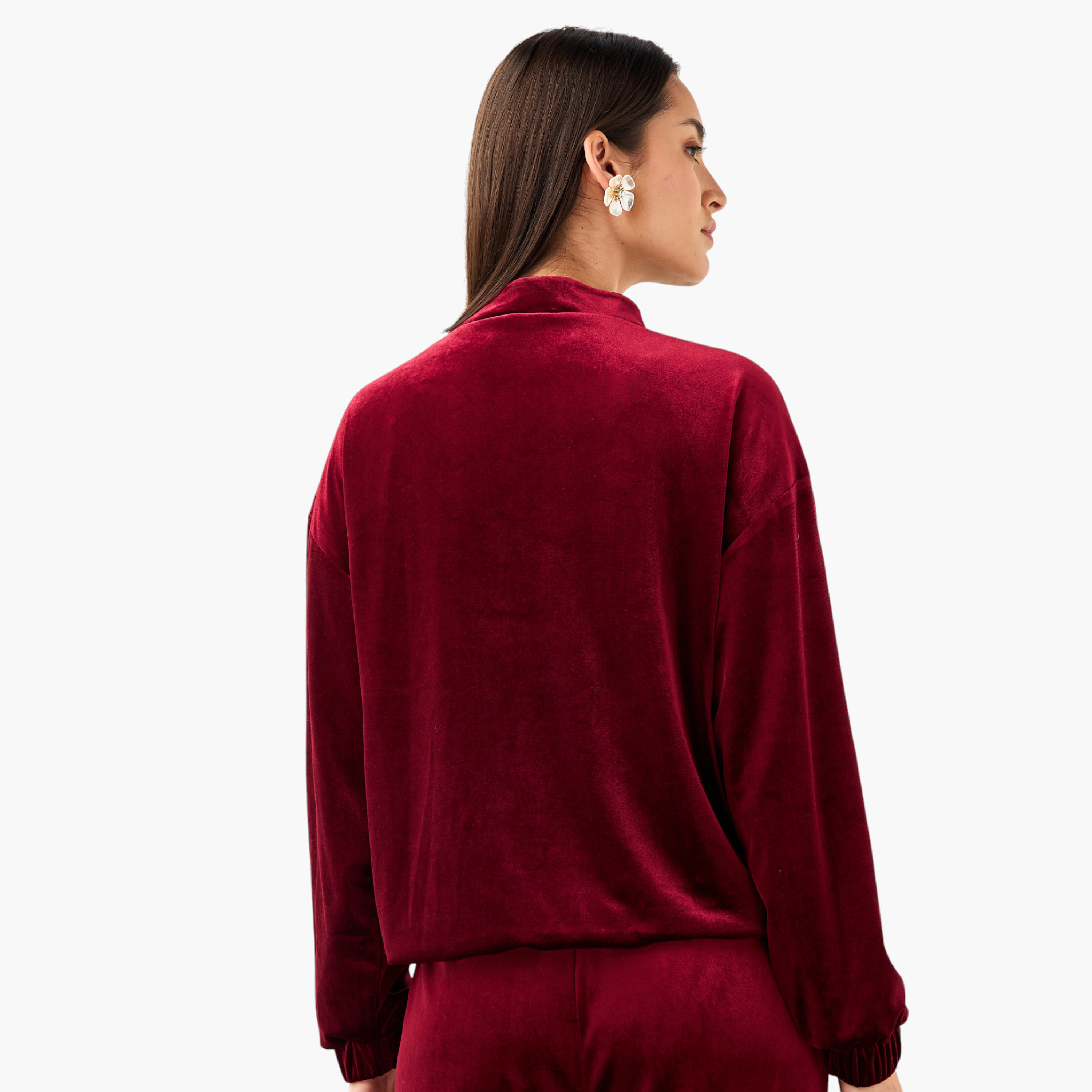 جاكيت بومبر مخملي بياقة ماندارين-women-winterwear-coatsandjackets-jackets-image-2