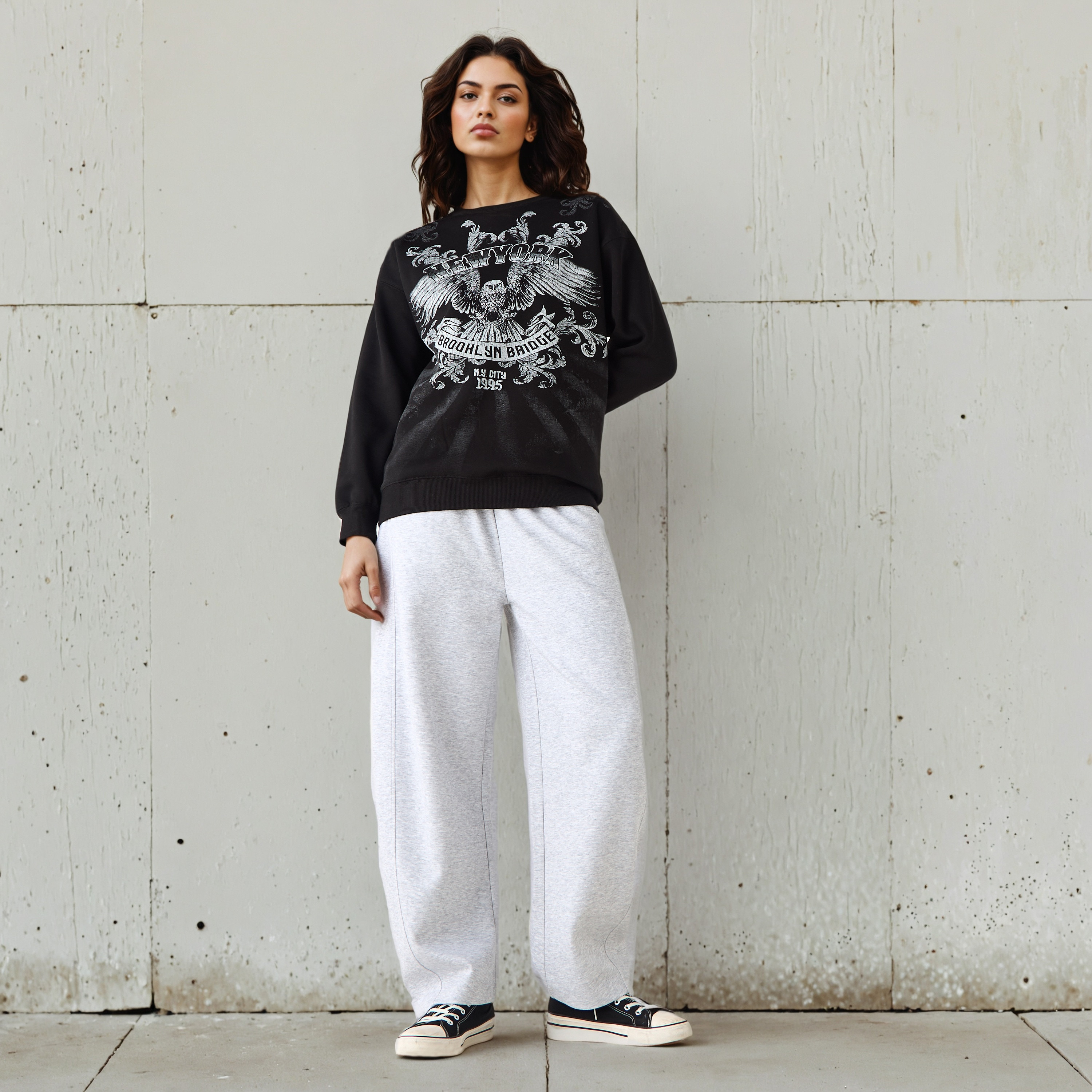 Graphic Print Crew Neck Sweatshirt with Long Sleeves-women-winterwear-hoodiesandsweatshirts-sweatshirts-image-2