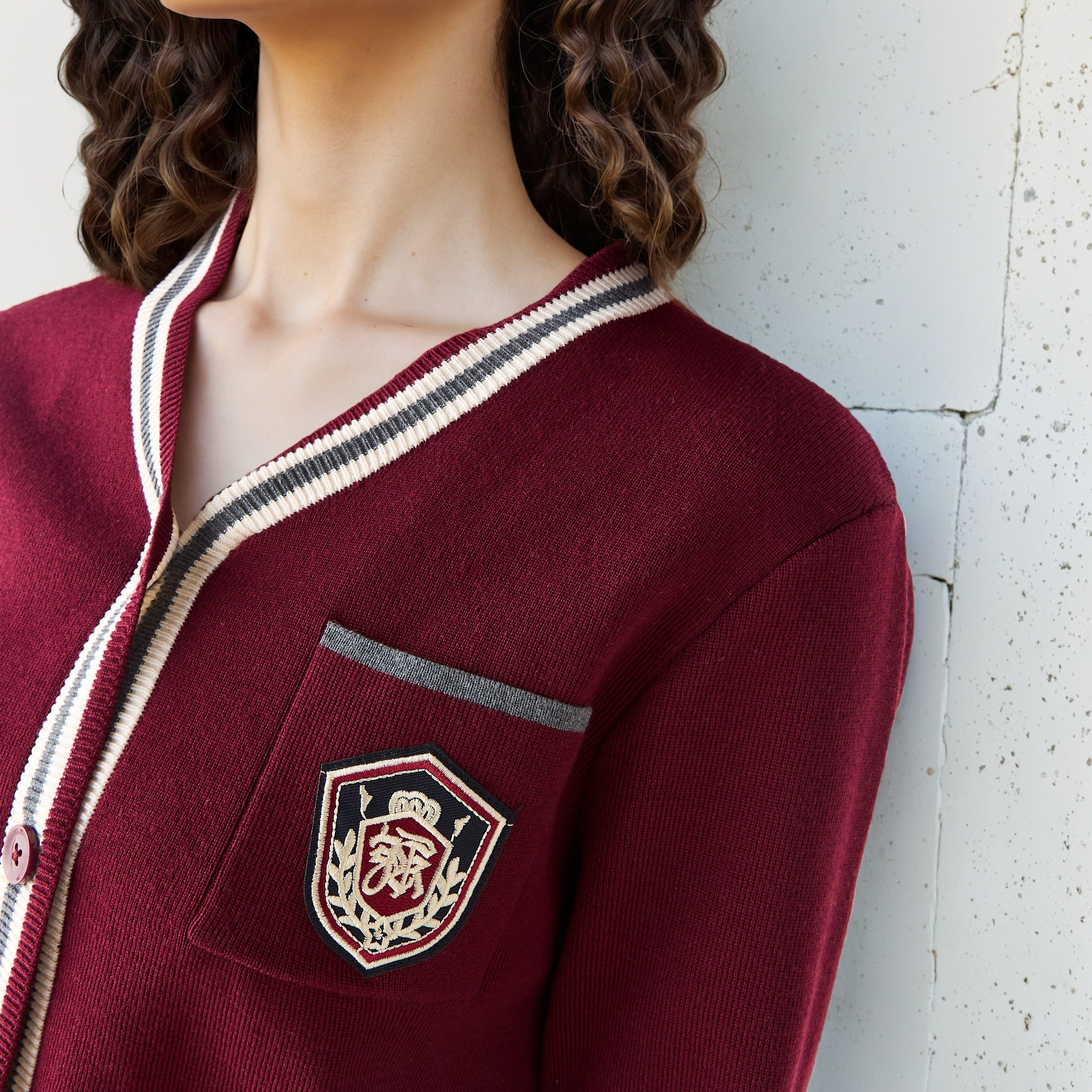 Applique Accent V-neck Cardigan-women-winterwear-cardigansandjumpers-cardigans-image-5