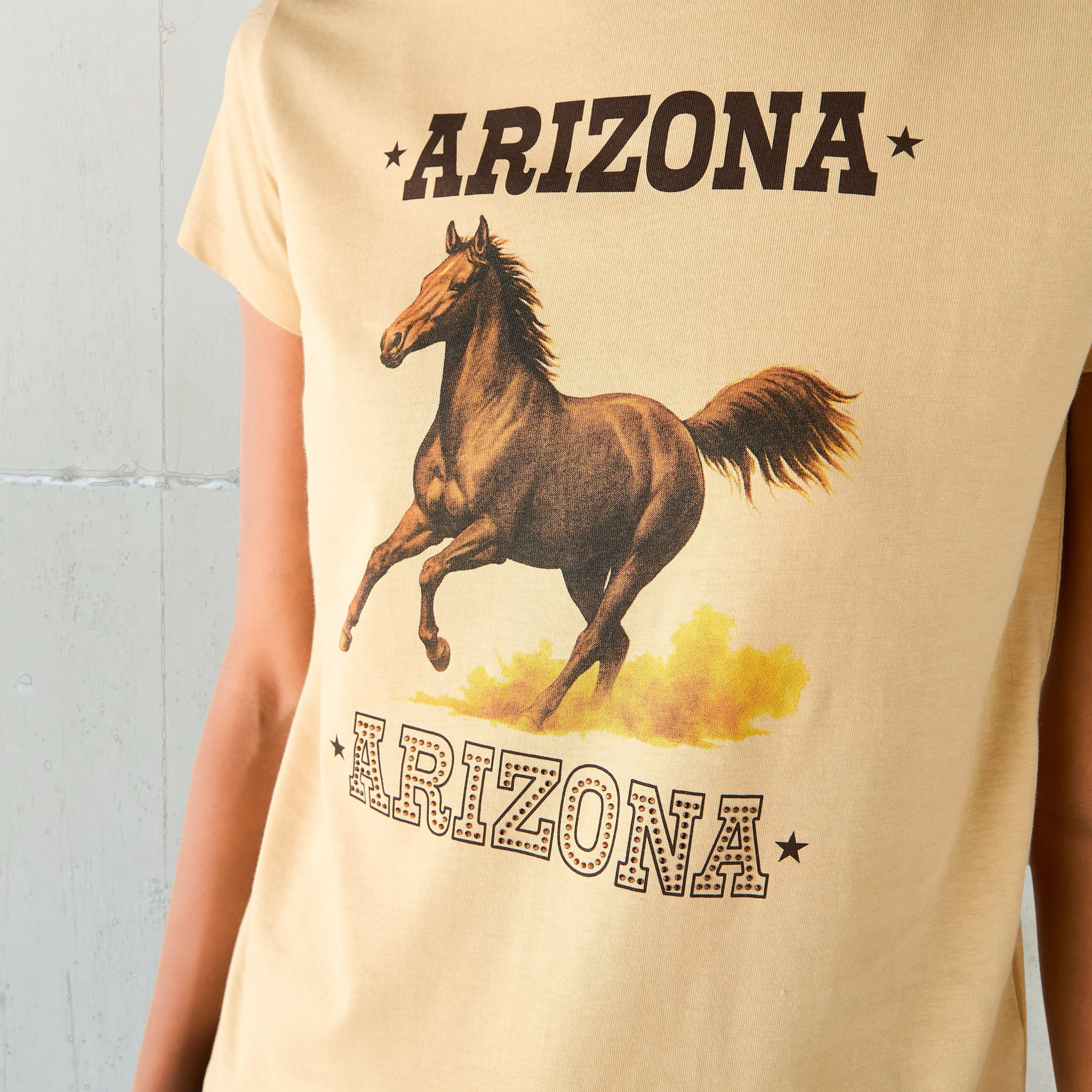 تيشيرت بطبعات جرافيك-women-clothing-tshirts-image-5