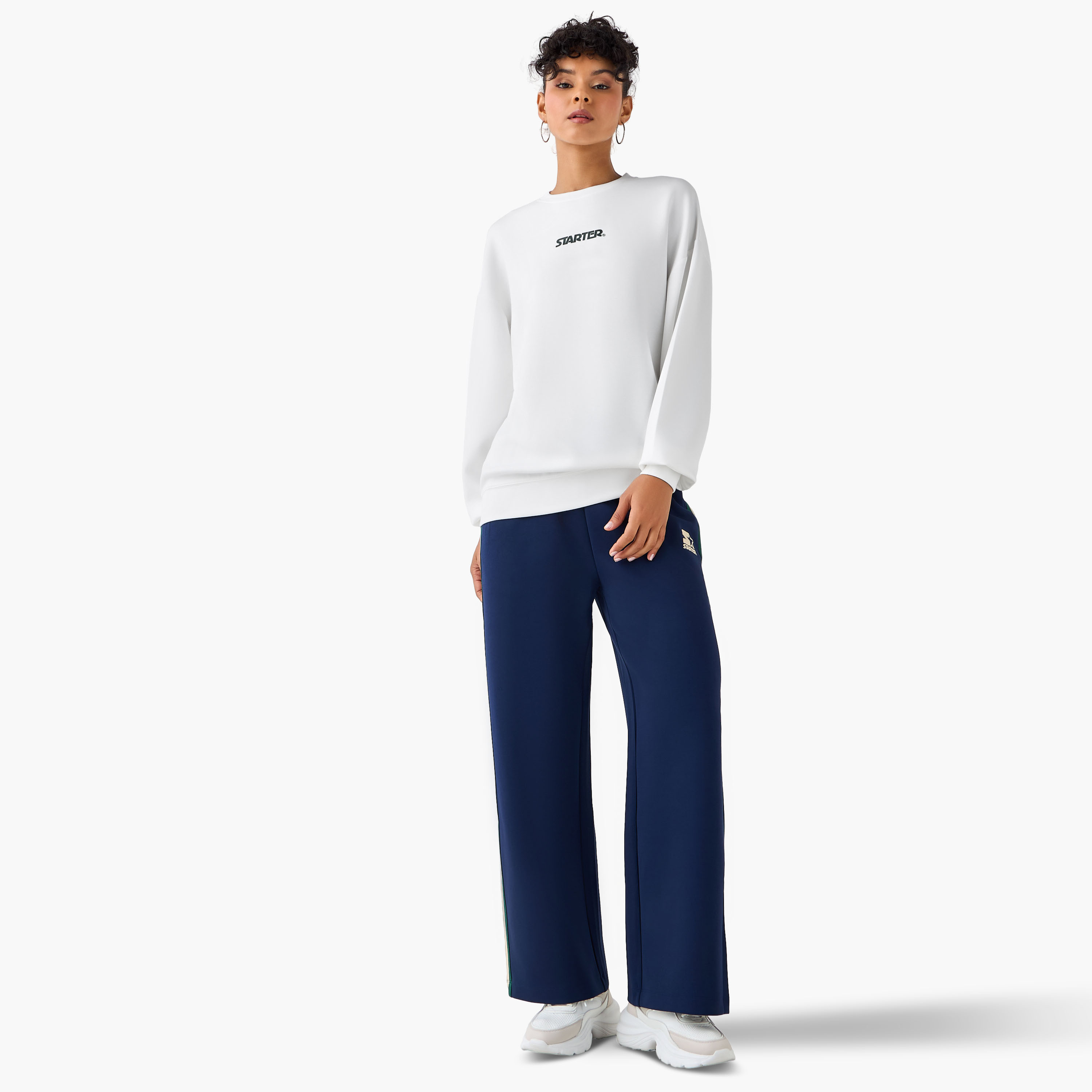 سويت شيرت بقصة عادية وطبعات من ستارتر-women-winterwear-hoodiesandsweatshirts-sweatshirts-image-4