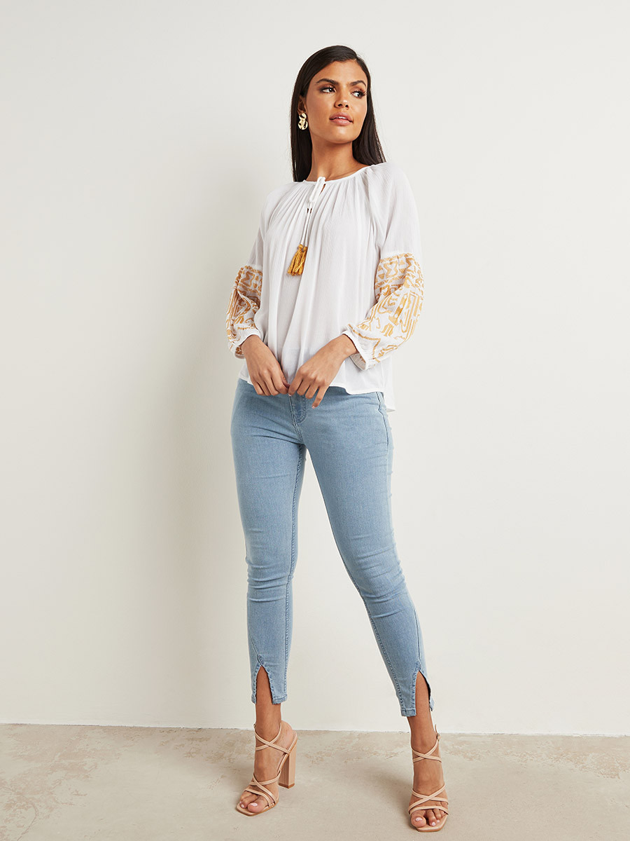 بلوزة بتفاصيل مطرزة-women-clothing-shirtsandblouses-blouses-image-2