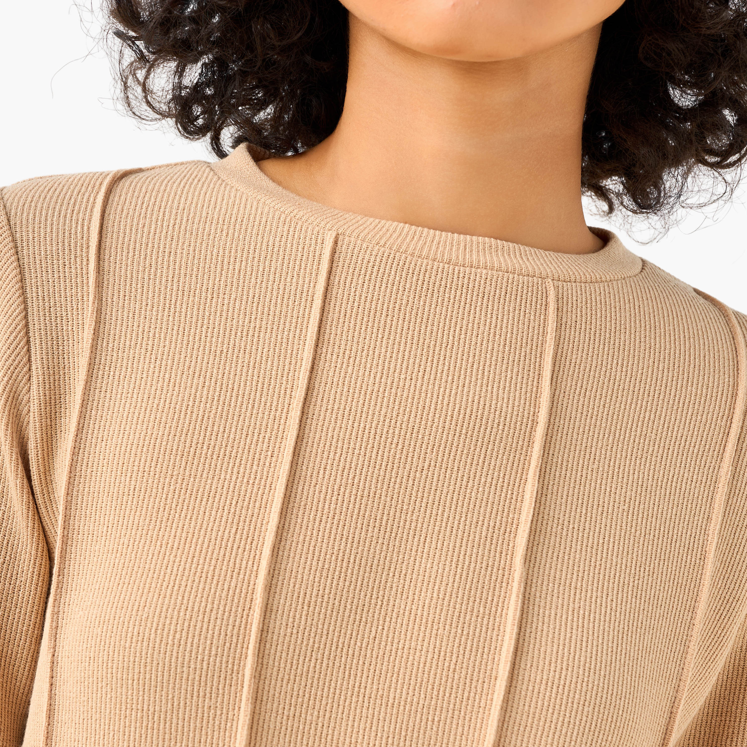 تيشيرت بارز الملمس بقصة عادية-women-clothing-tshirts-image-5