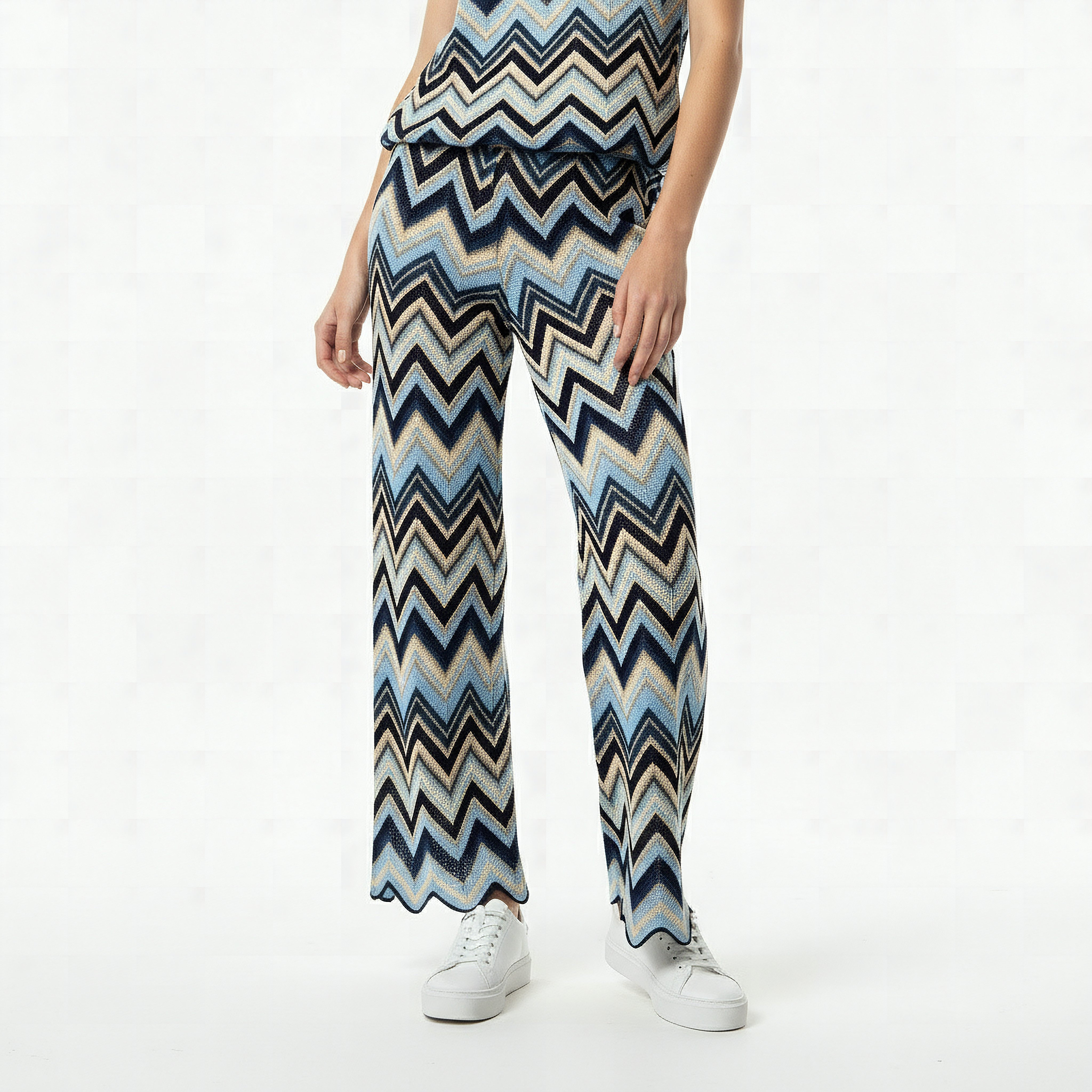 بنطلون بخصر متوسط مريح وطبعات-women-clothing-bottoms-trousers-image-4
