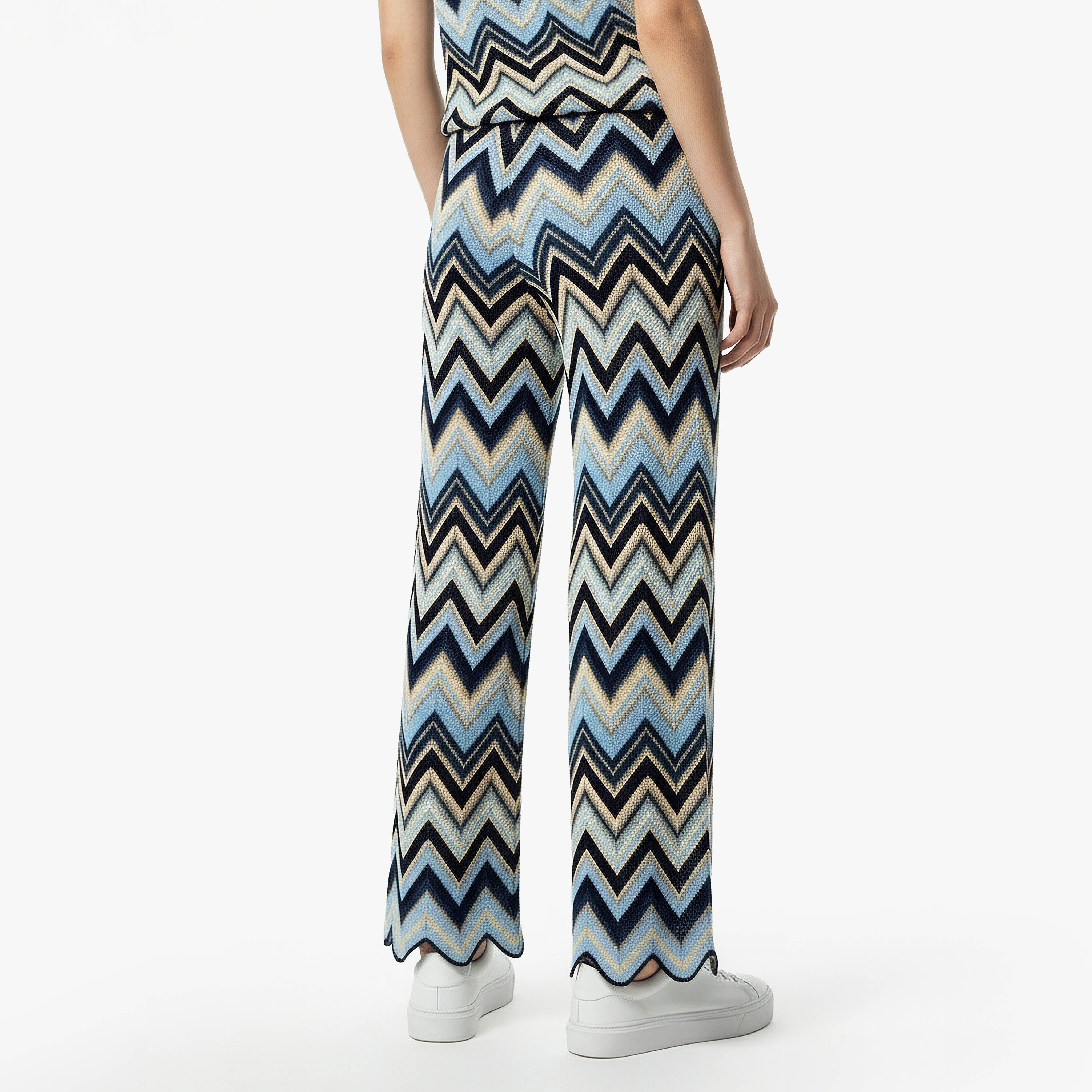 بنطلون بخصر متوسط مريح وطبعات-women-clothing-bottoms-trousers-image-6