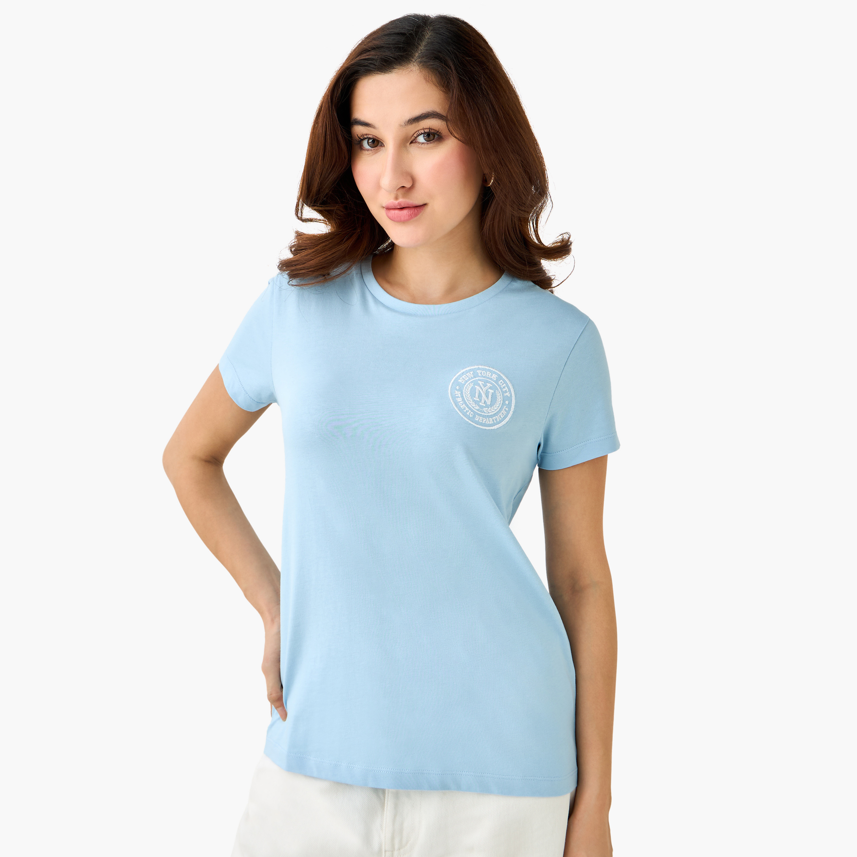 تيشيرت قطن مطرز بقصة عادية-women-clothing-tshirts-image-1