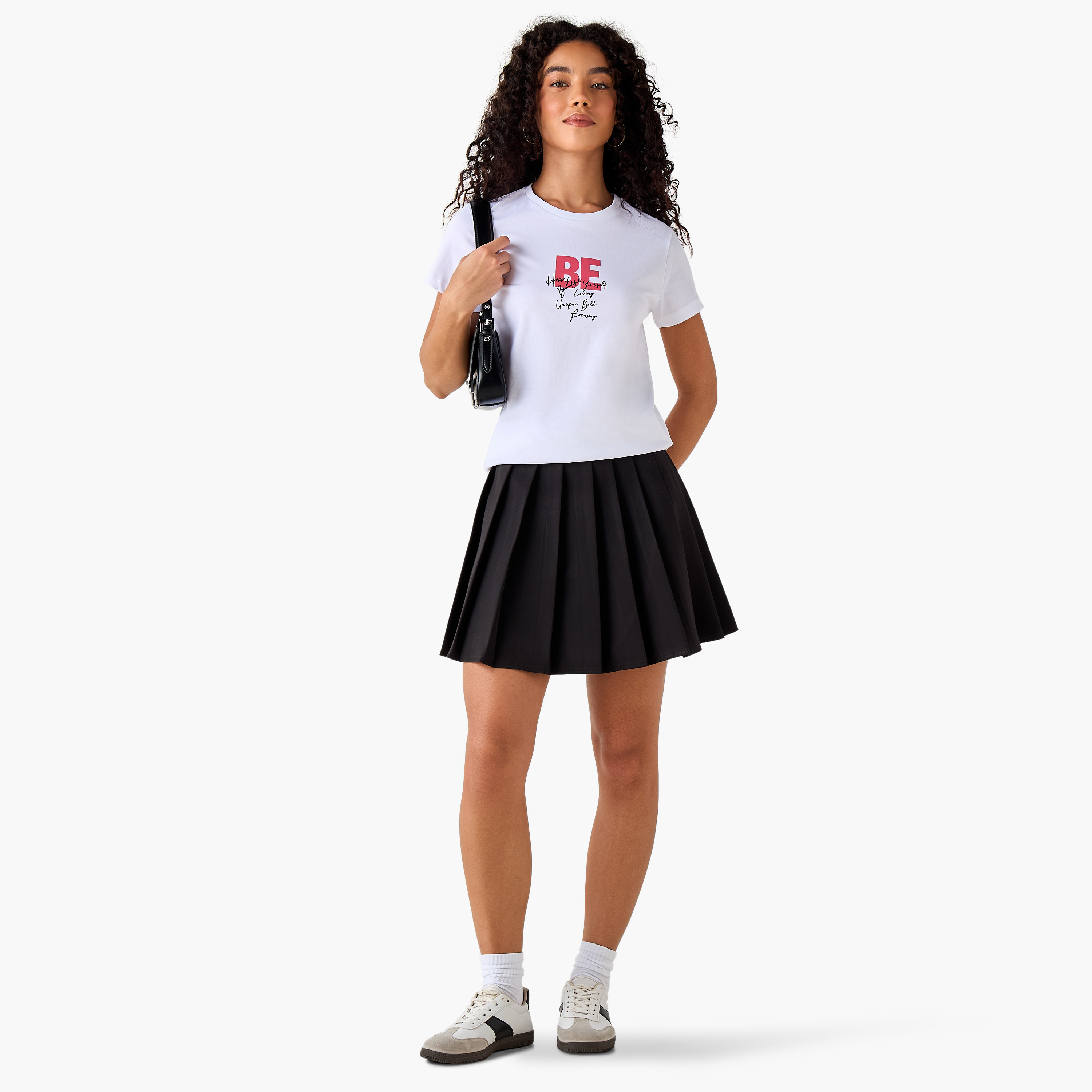 تيشيرت قطن بقصة عادية وطبعات-women-clothing-tshirts-image-3