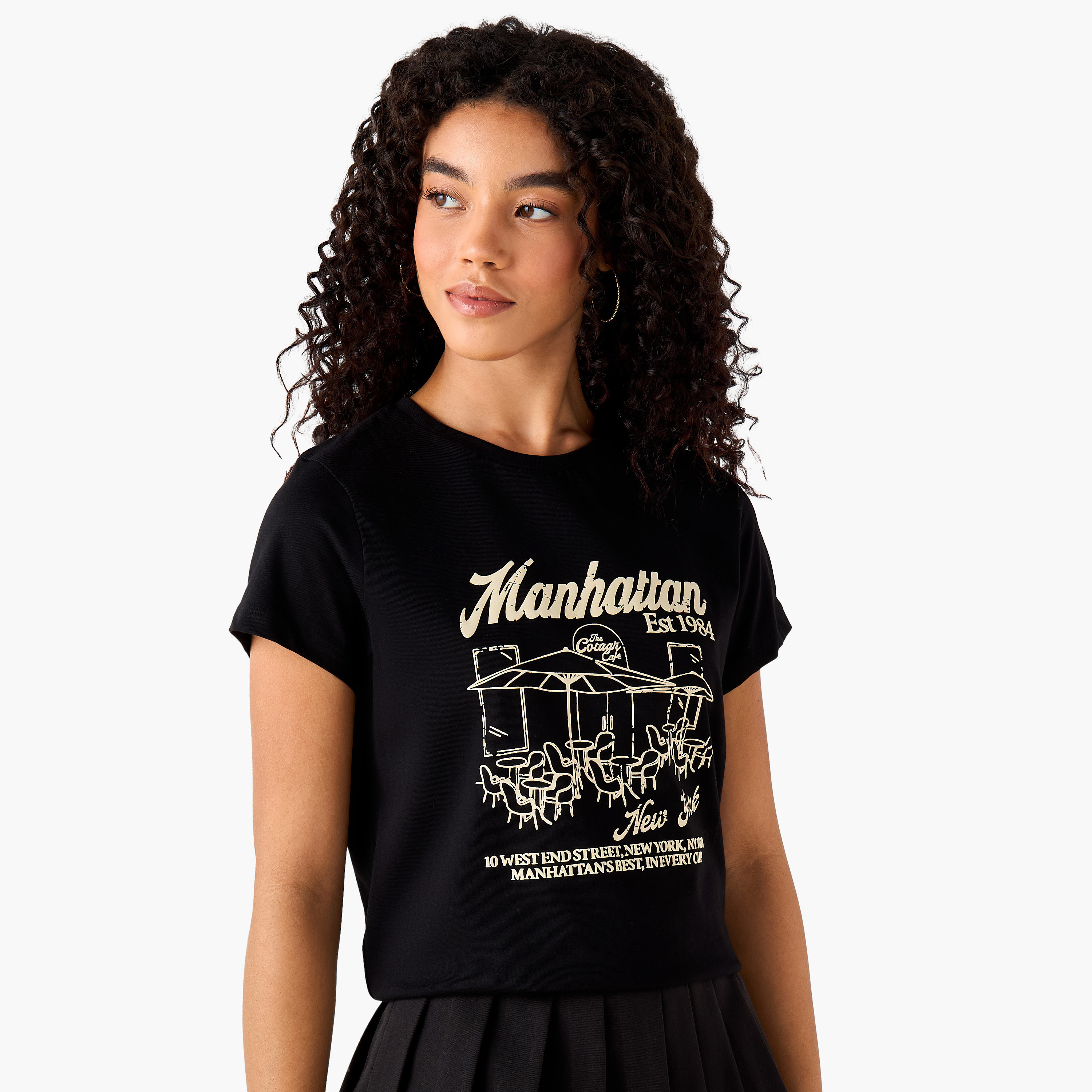 تيشيرت قطن بقصة عادية وطبعات-women-clothing-tshirts-image-3