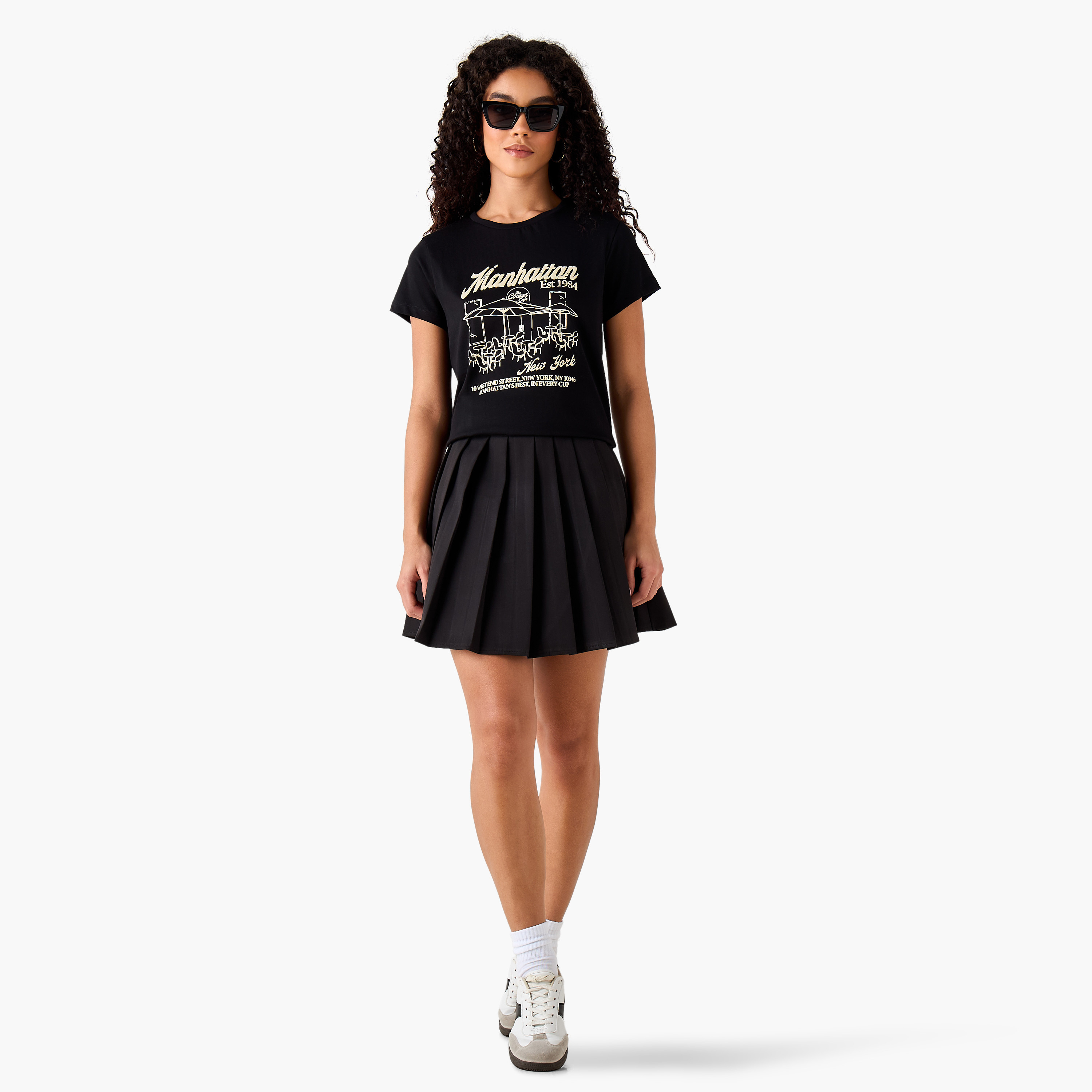تيشيرت قطن بقصة عادية وطبعات-women-clothing-tshirts-image-4