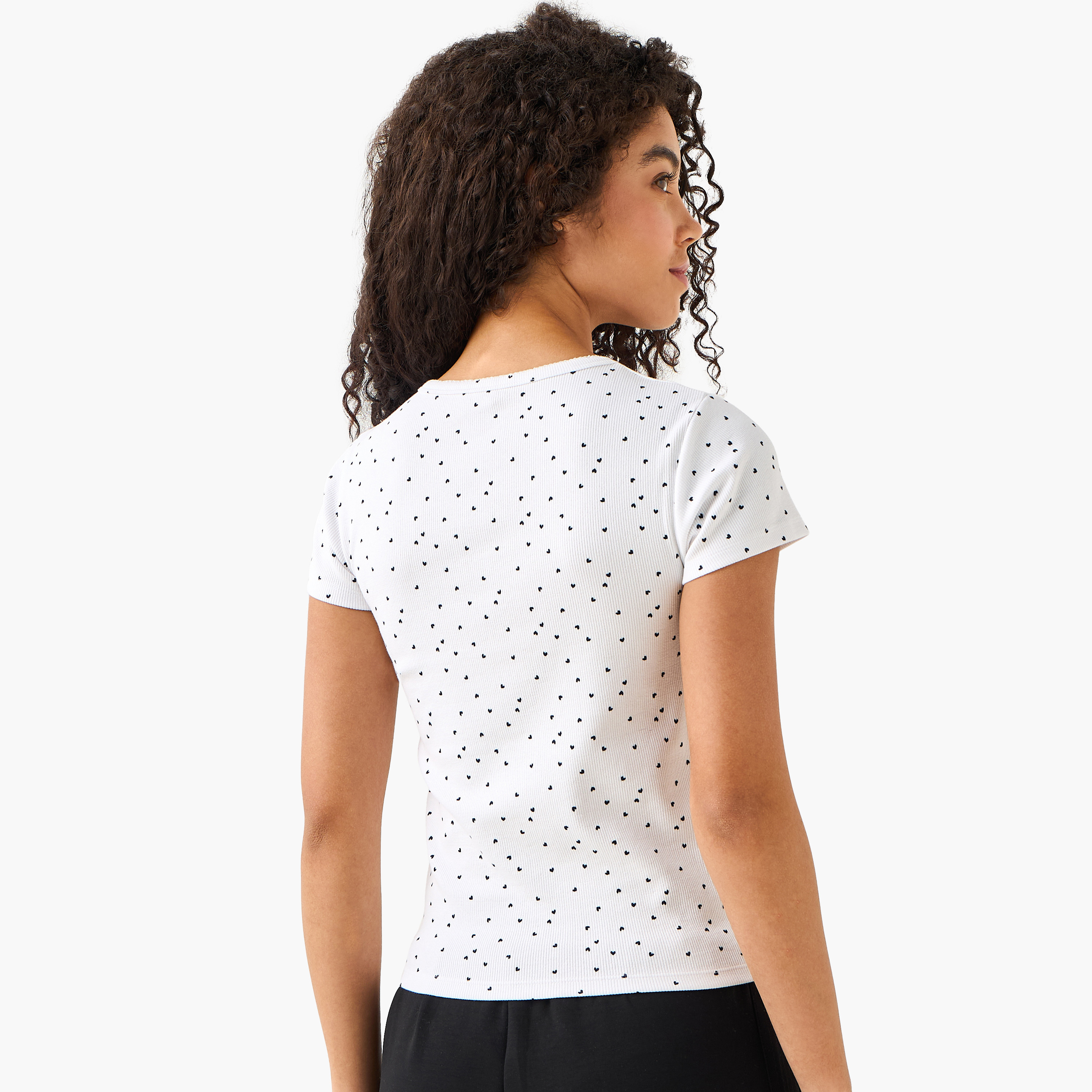 تيشيرت بطبعات قلب-women-clothing-tshirts-image-5