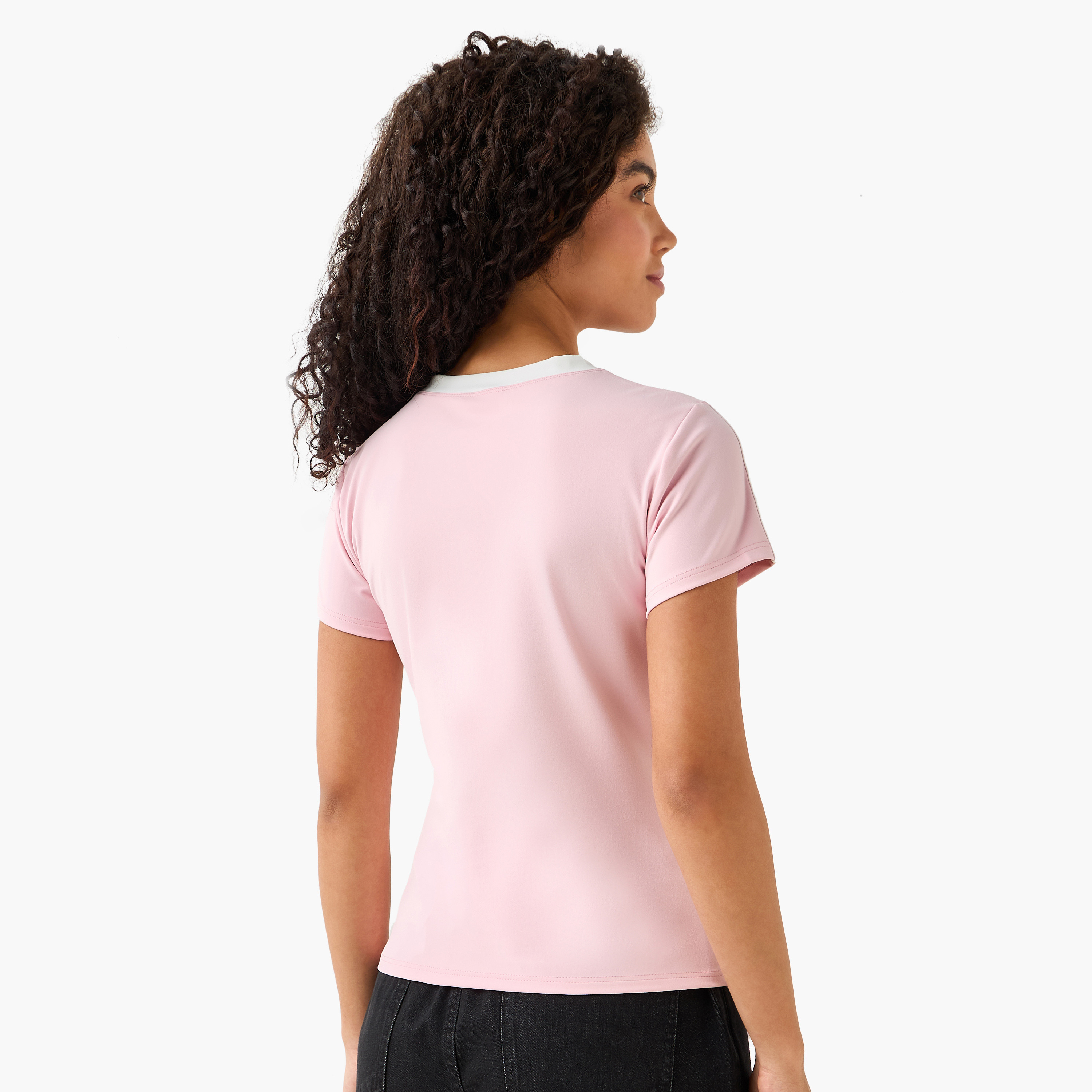 تيشيرت بطبعات من ستارتر-women-clothing-tshirts-image-5