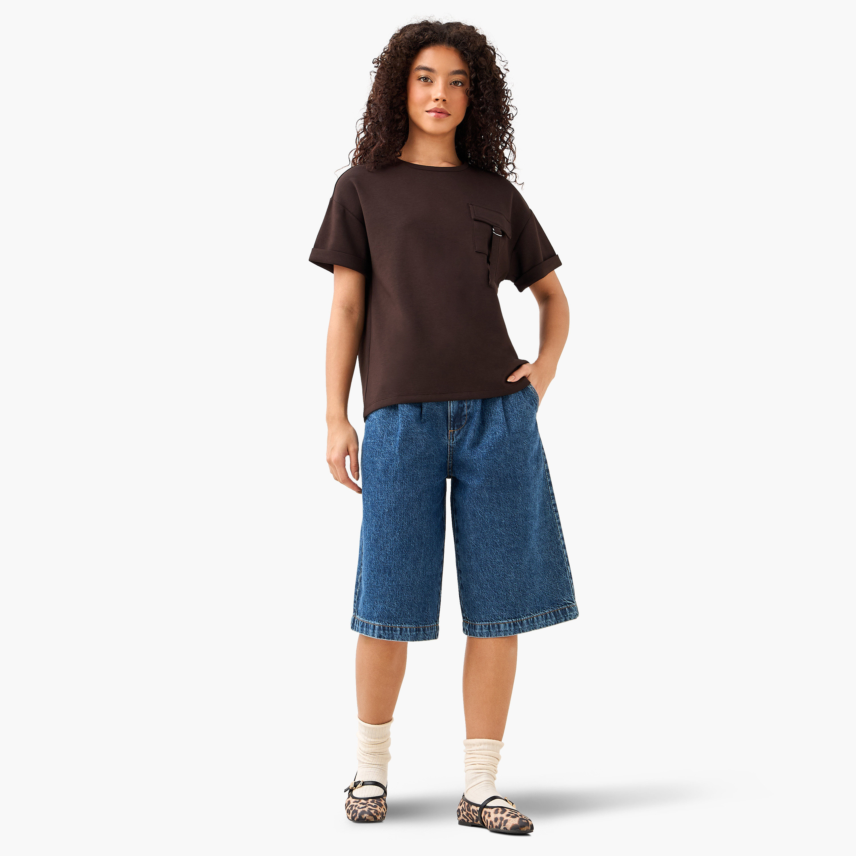 تيشيرت بقصّة مربّعة من مزيج المودال مع جيب عملي-women-clothing-tshirts-image-3