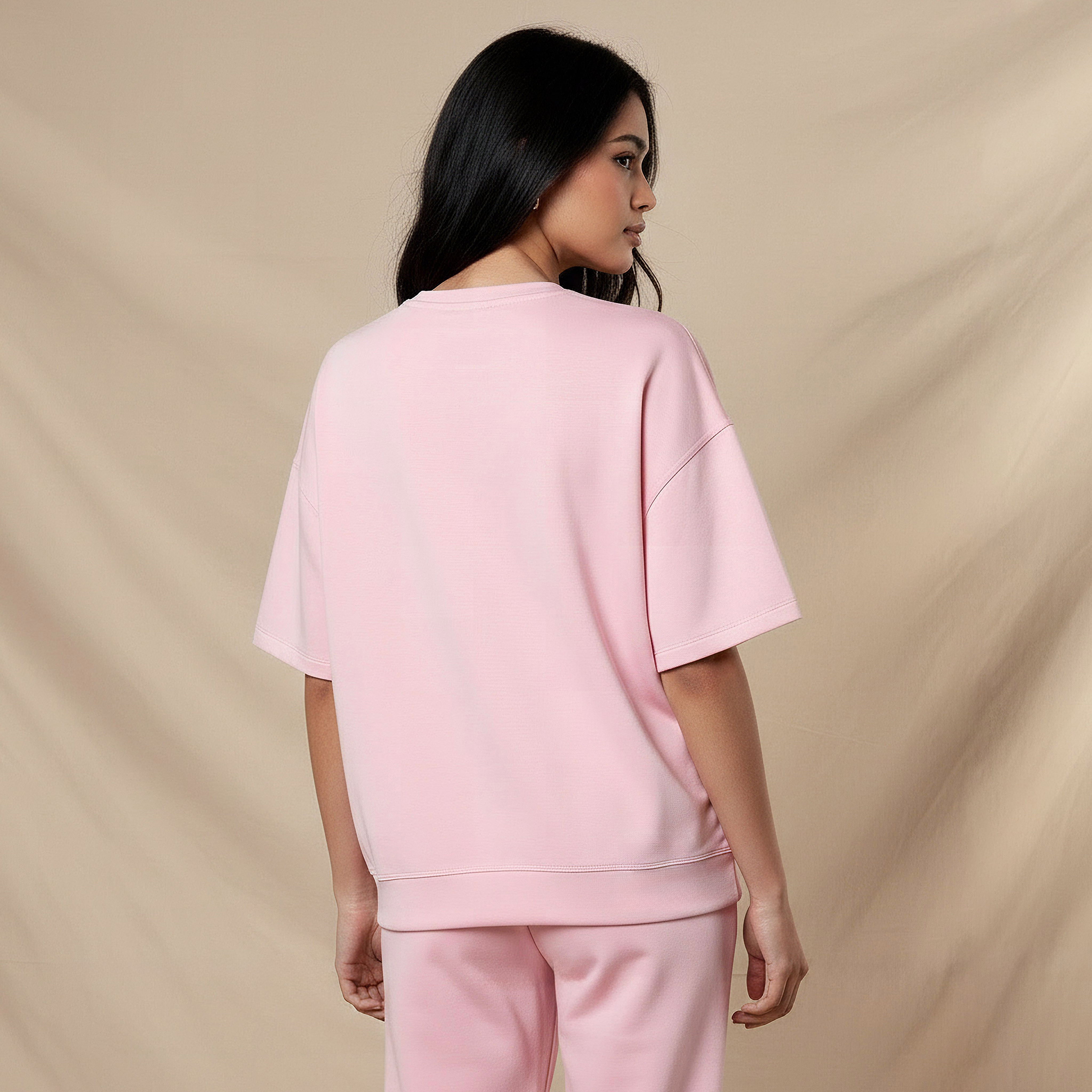 تيشيرت بقصة عادية وتطريز من ستارتر-women-clothing-tshirts-image-3