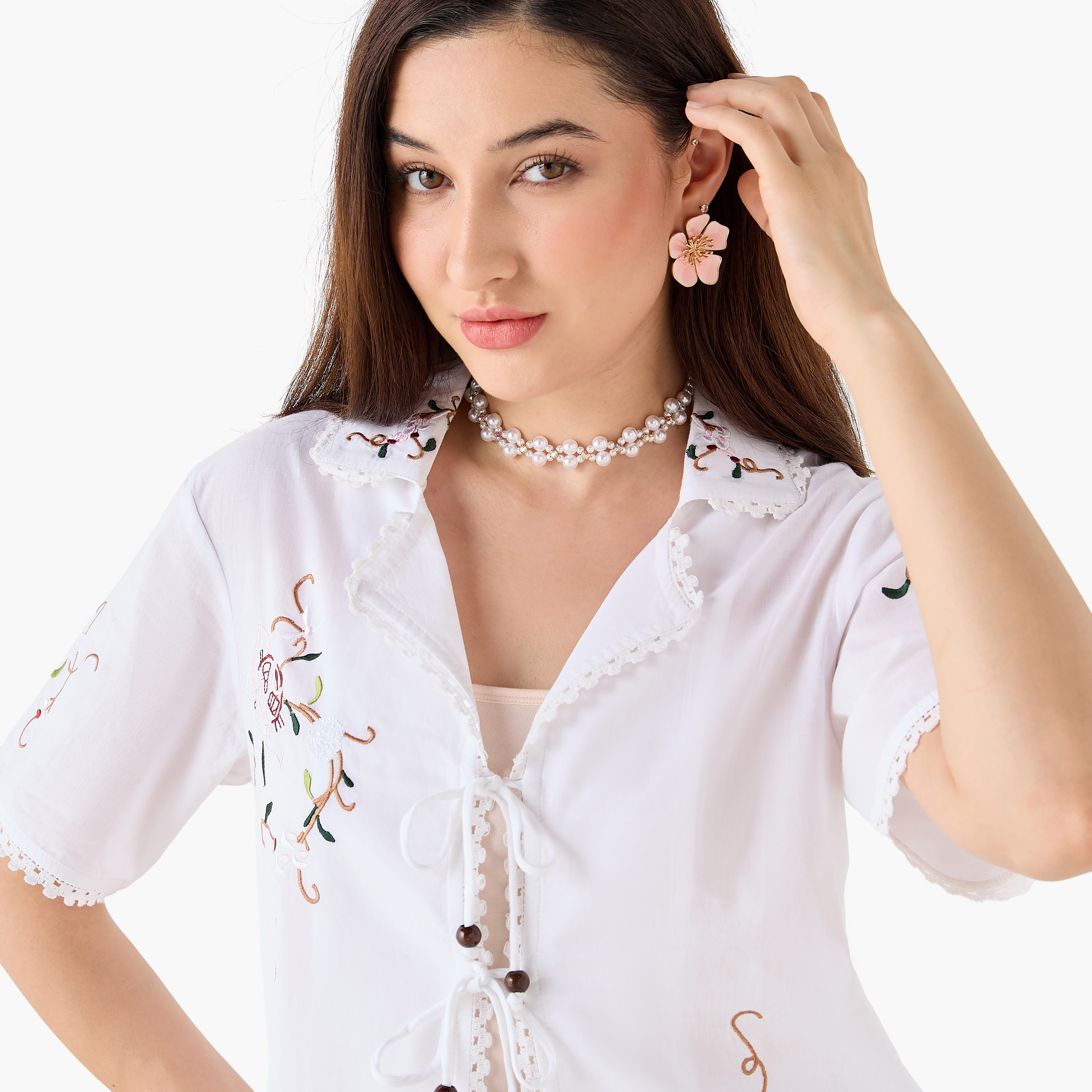 بلوزة قطن مطرزة بأربطة أمامية-women-clothing-shirtsandblouses-blouses-image-5