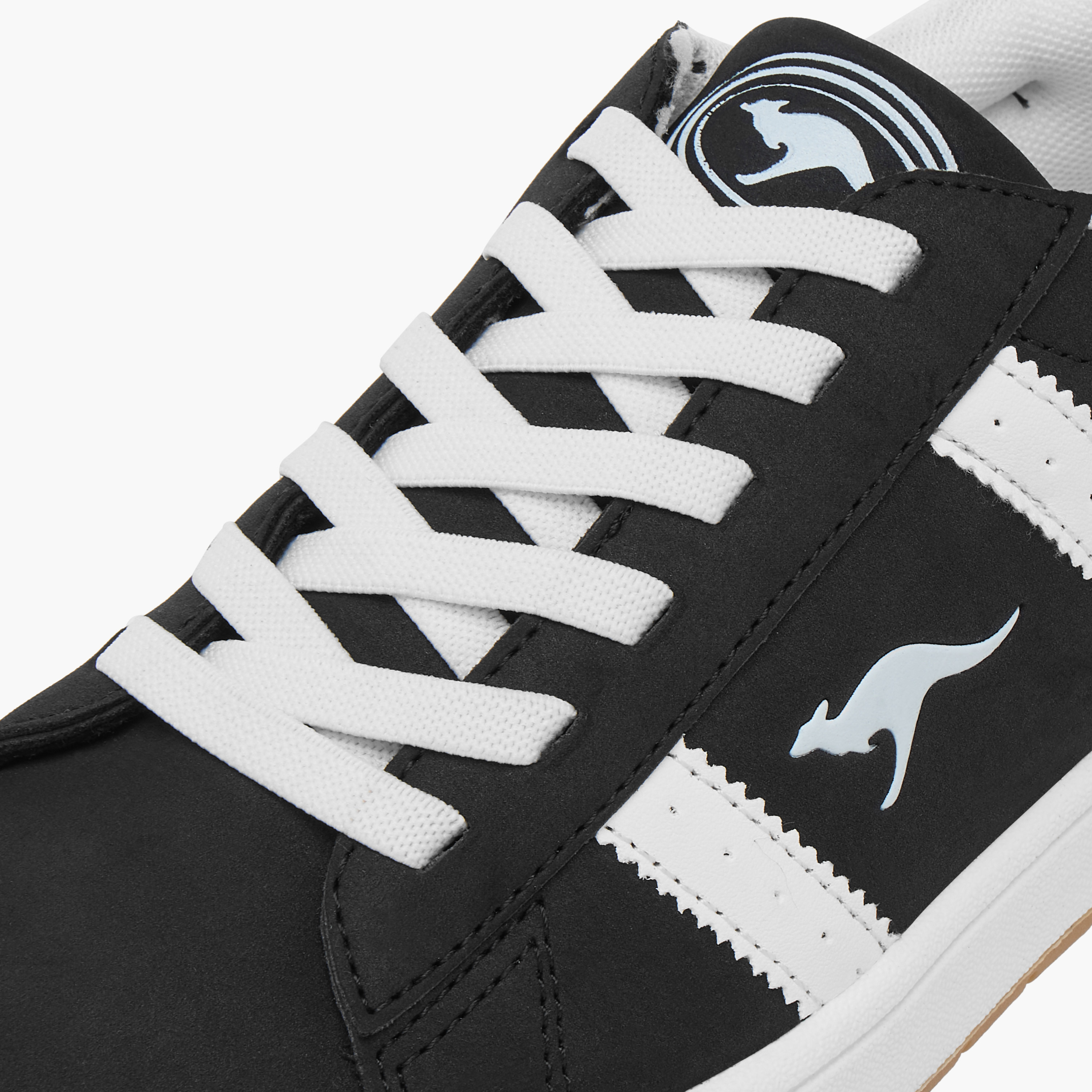 حذاء سنيكرز برباط إغلاق وتفاصيل شعار للنساء من كانجاروس-women-shoes-sneakers-image-4