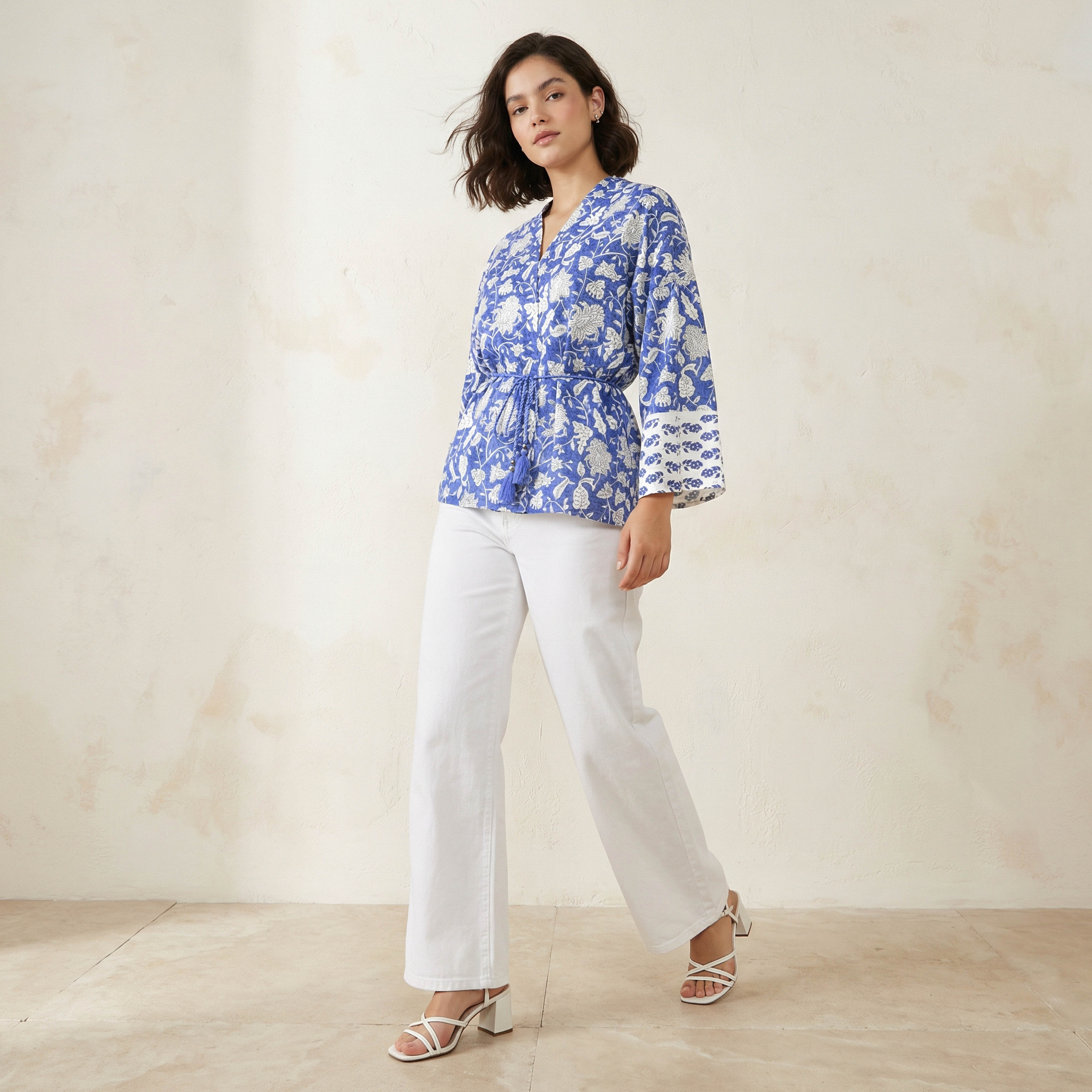 بلوزة قطن ملفوفة بطبعات-women-clothing-shirtsandblouses-blouses-image-4