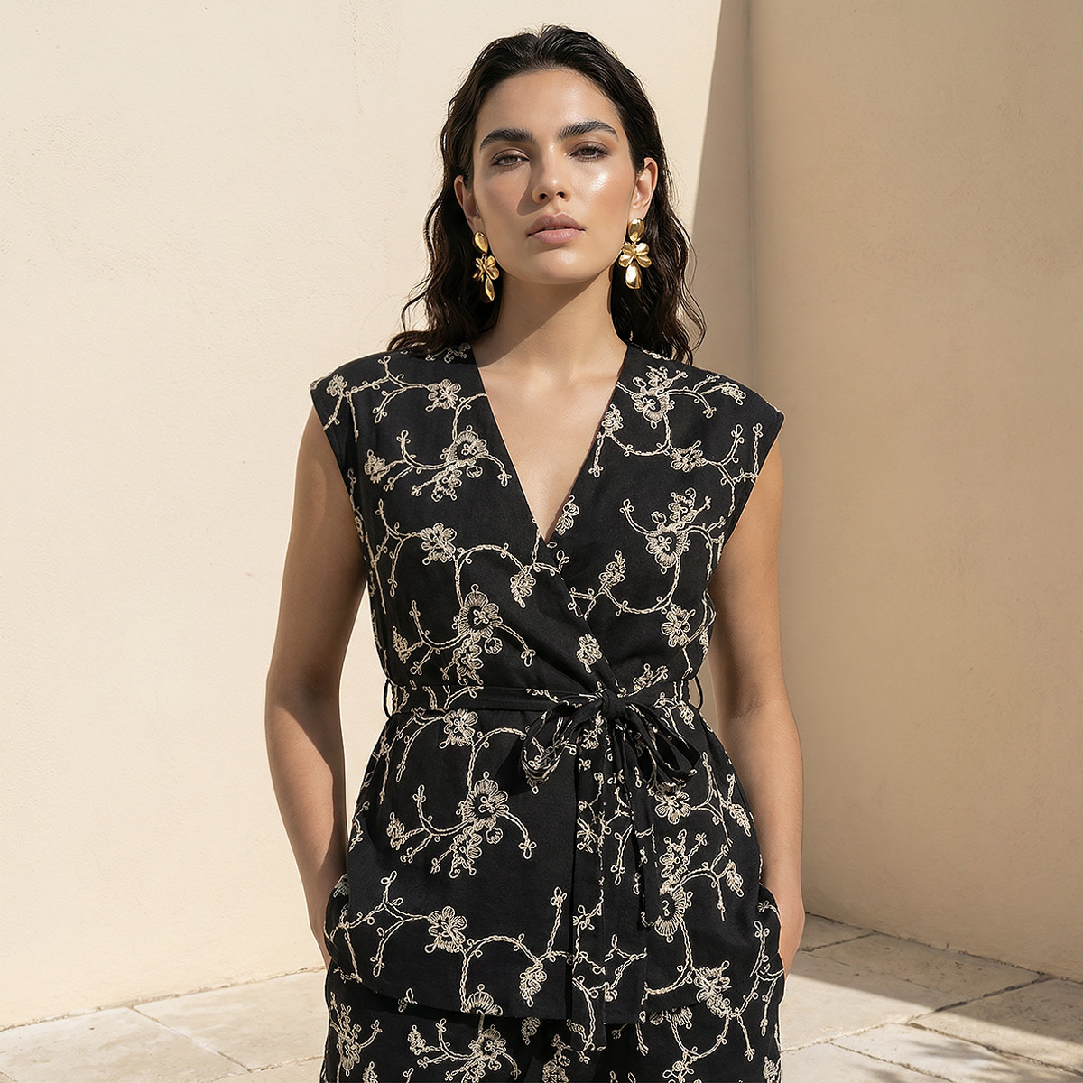 بلوزة ملفوفة مطرزة-women-clothing-shirtsandblouses-blouses-image-1