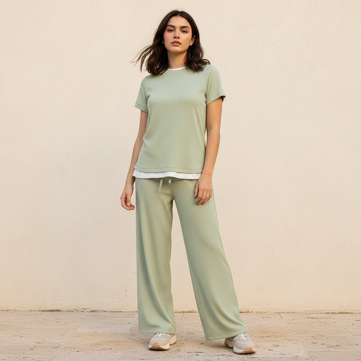 تيشيرت بتفاصيل كسرات من سبلاش يوث-women-clothing-tshirts-image-3