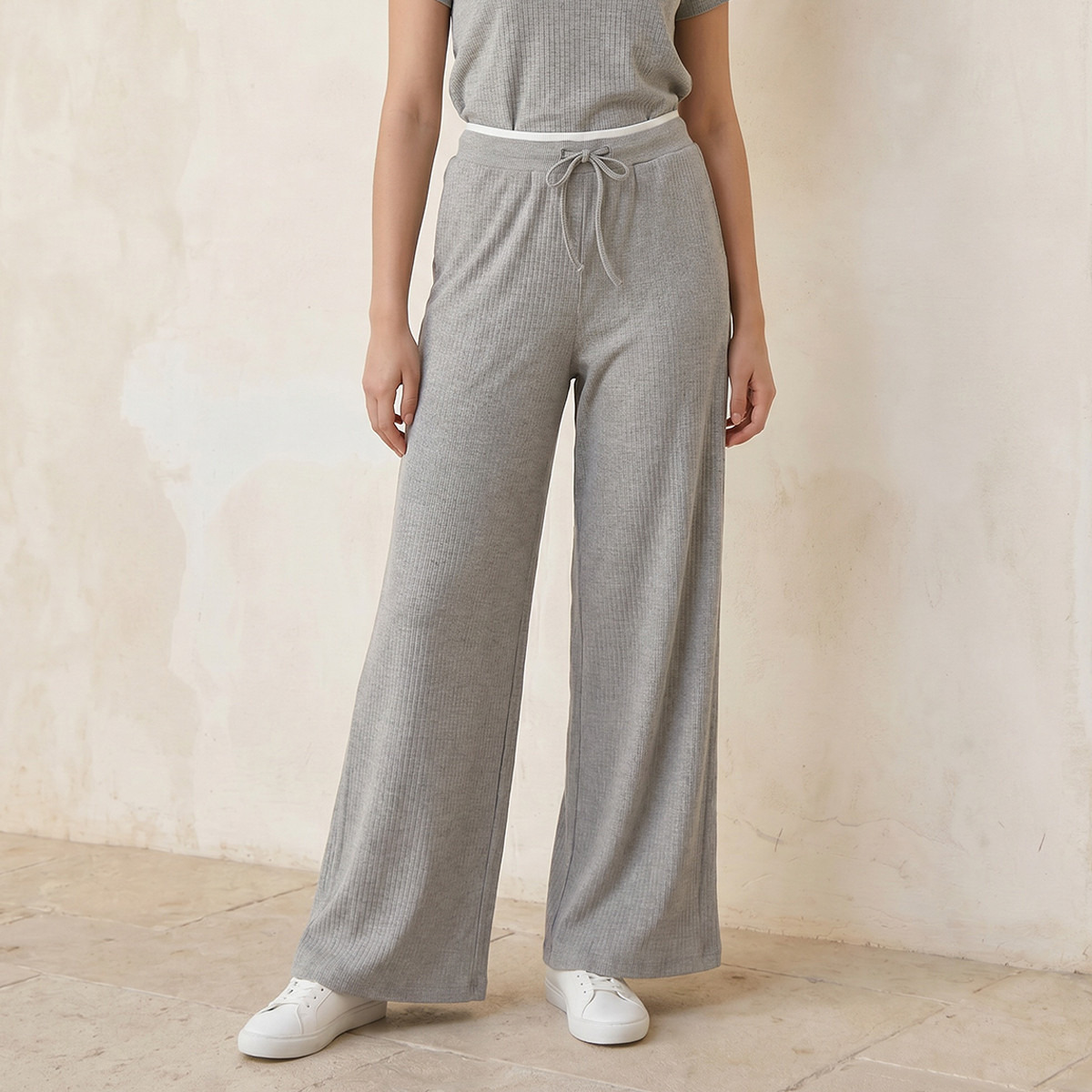 بنطلون بخصر متوسط الارتفاع مع إغلاق برباط شد للشباب-women-clothing-bottoms-joggers-image-11