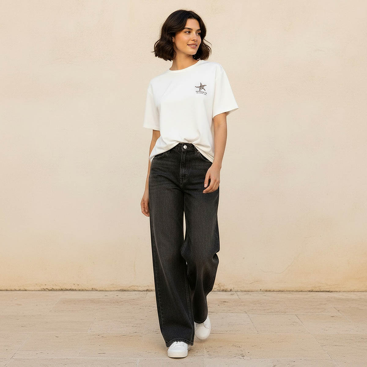 تيشيرت ناعم بطبعة أصداف بحرية من نيوبرين-women-clothing-tshirts-image-3